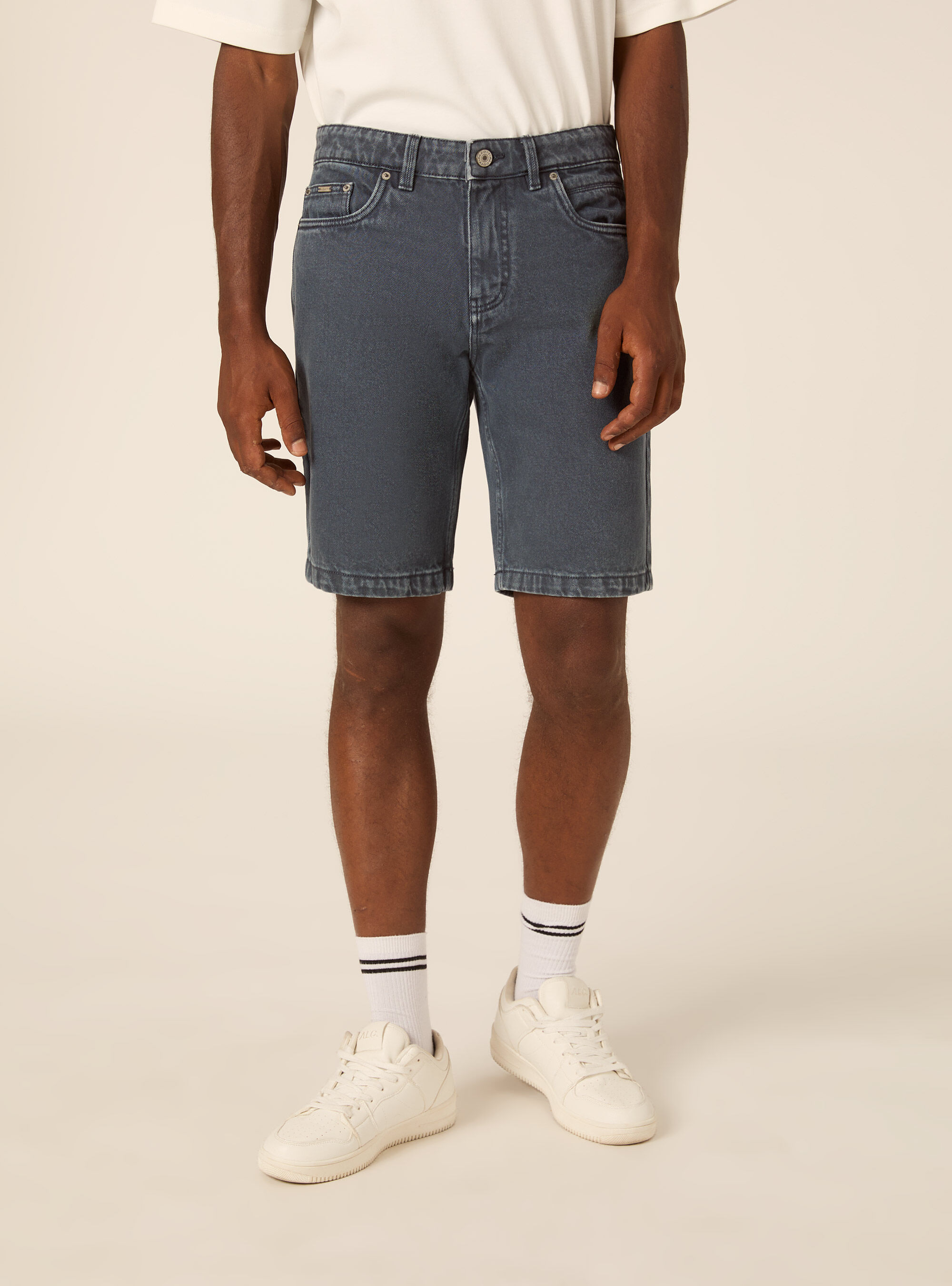 Bermudas B&aacute;sicas Prenda Tenida