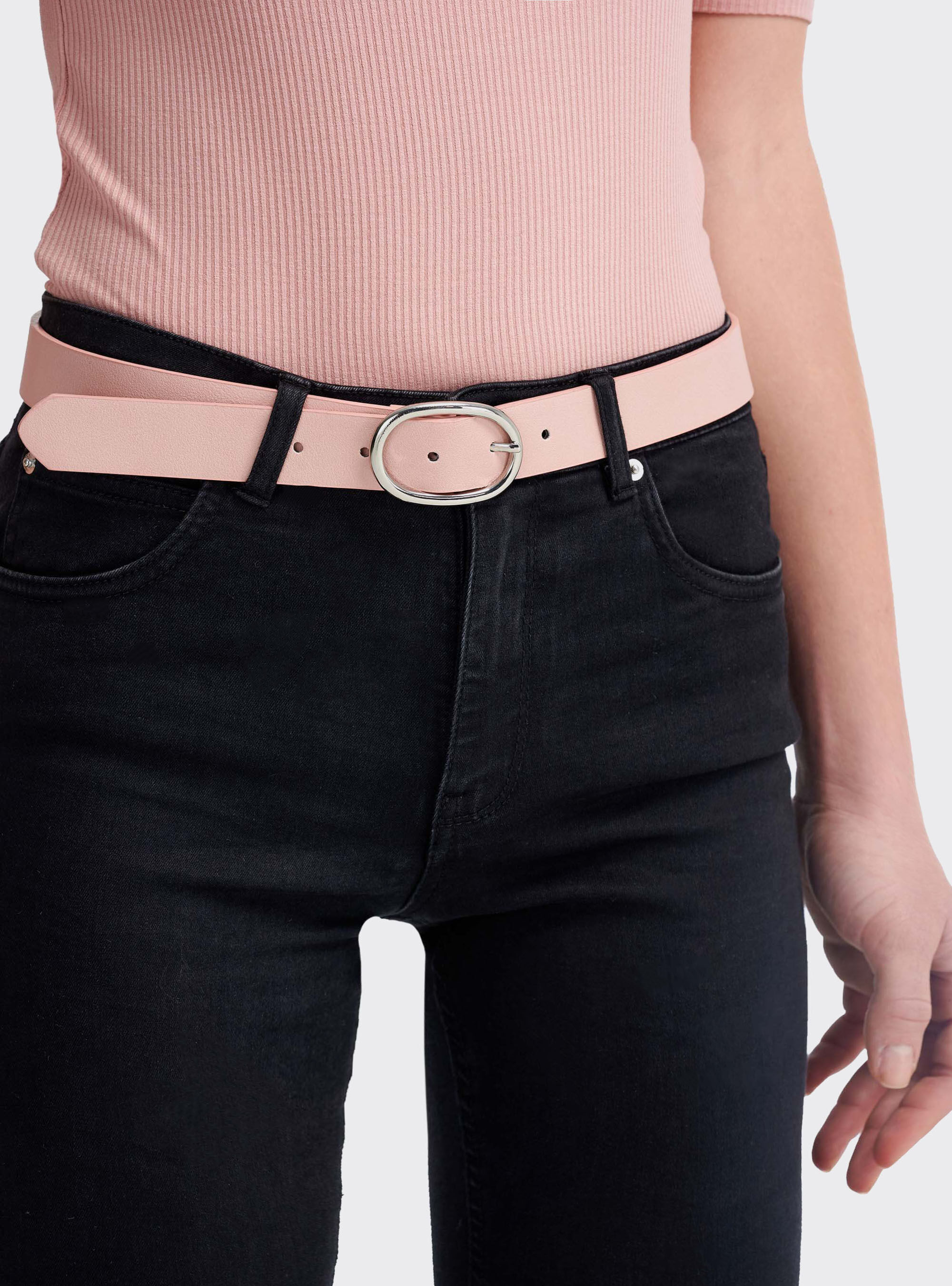 buckle belt top
