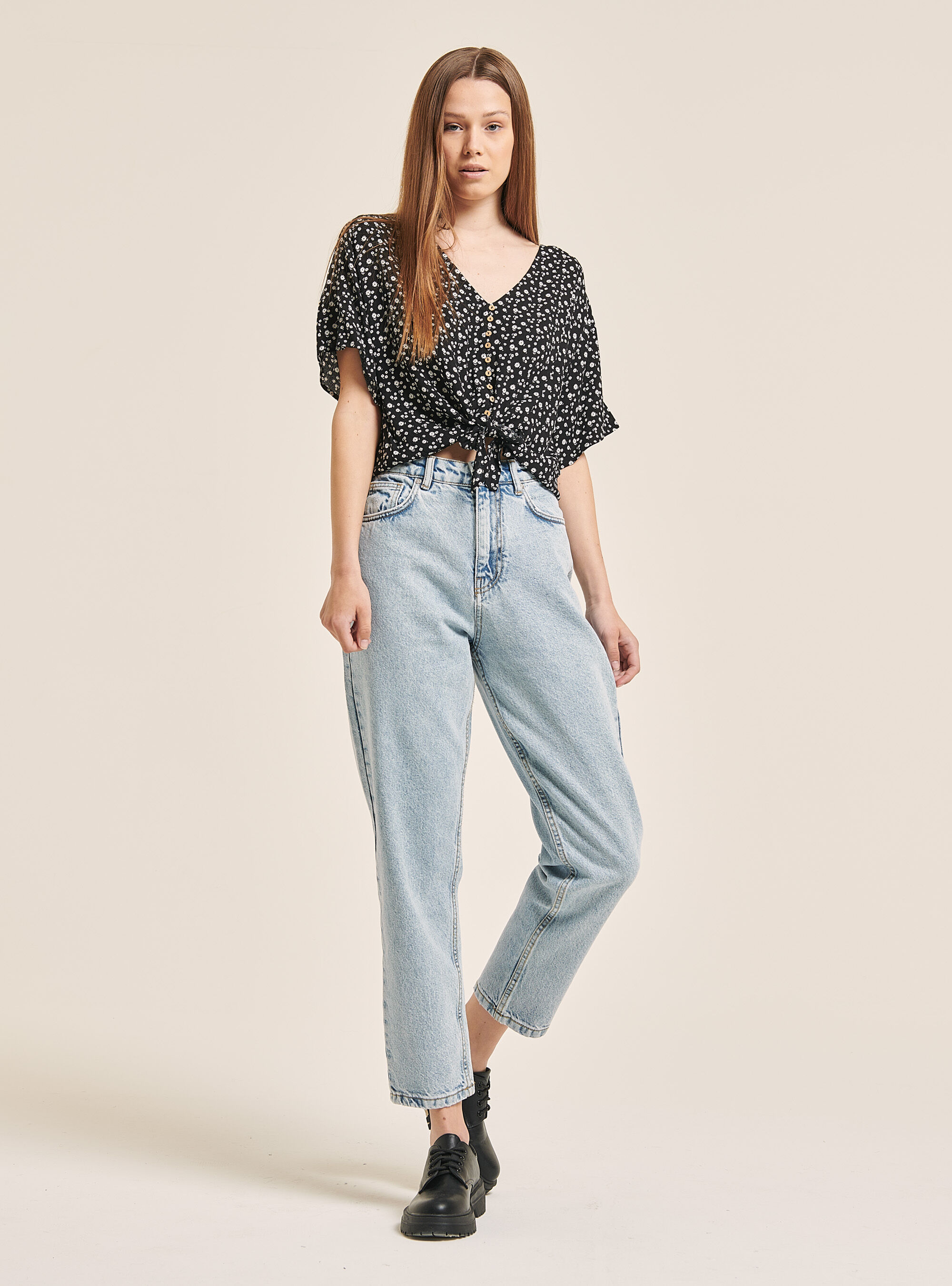 Bedrucktes Hemd mit Knoten, FLOWERS