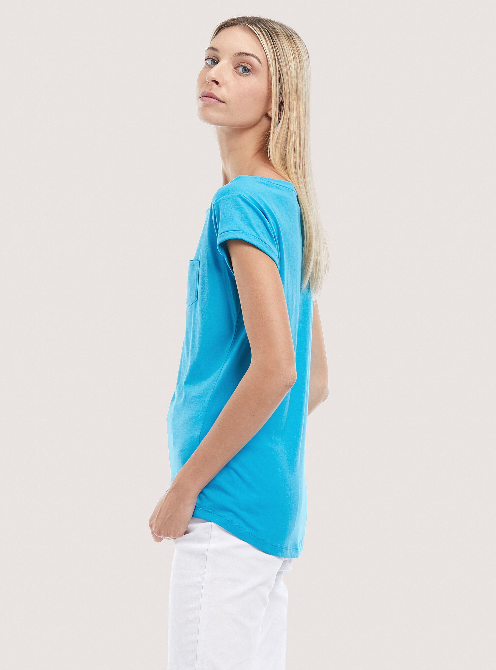 T-shirt basique en coton avec poche, C2311 AZZURRE