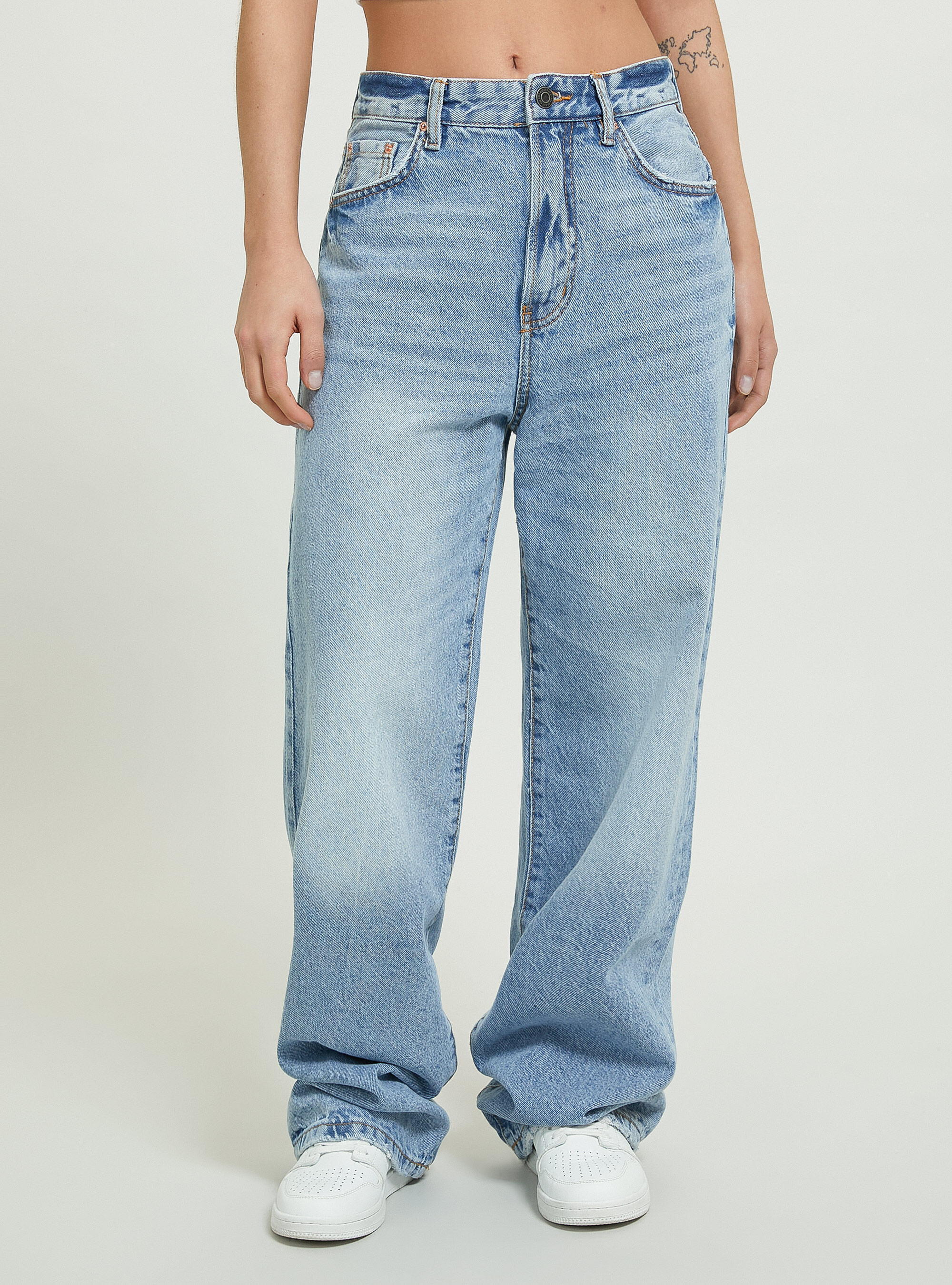 Pantalones loose sales