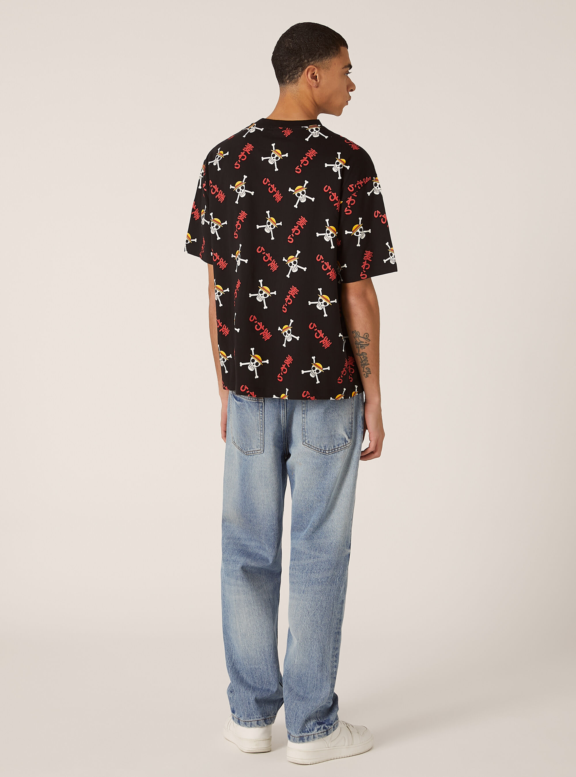 One Piece boxy fit t-shirt / Alcott, BK1 BLACK