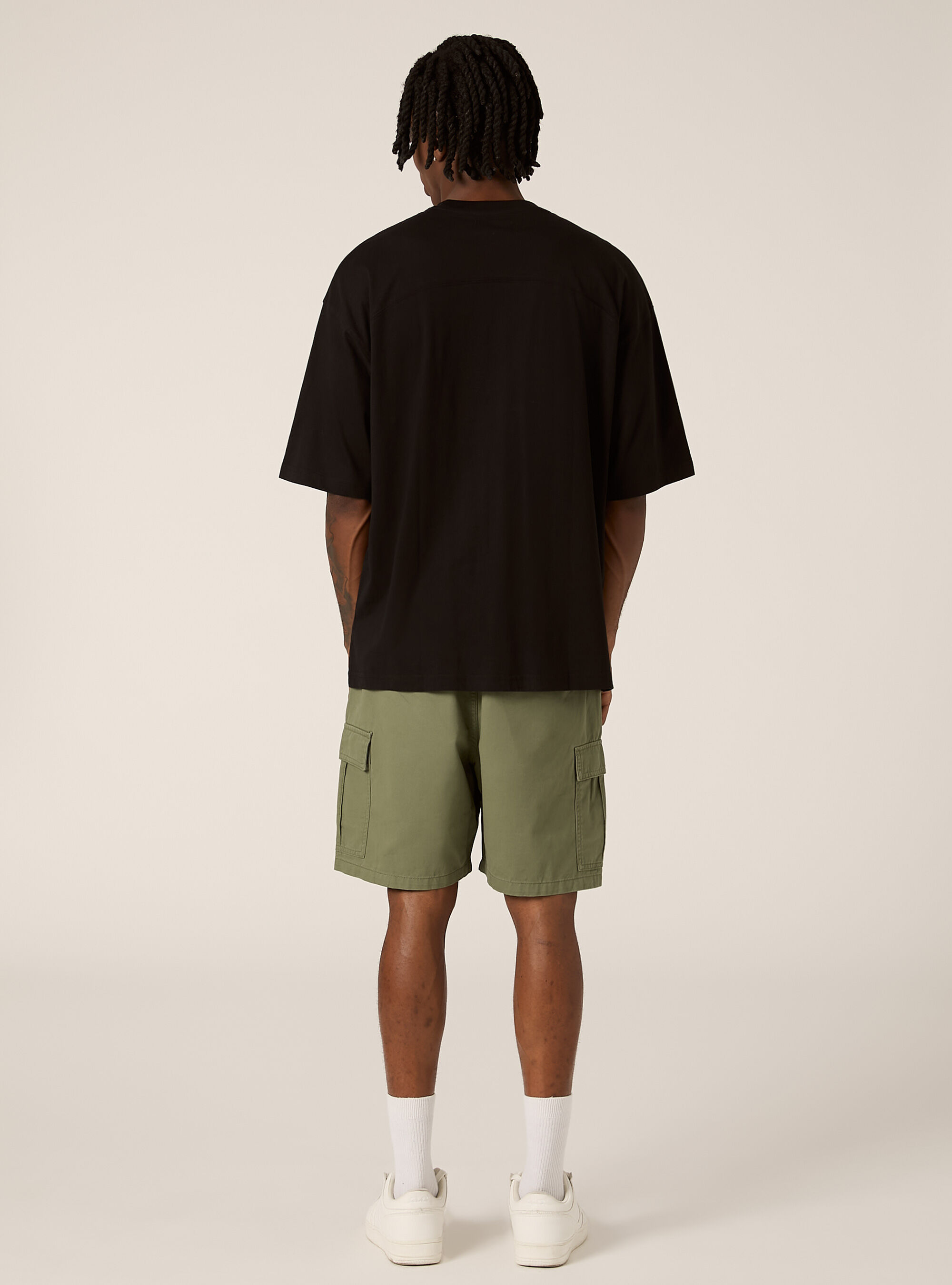 Tee-shirt &agrave; la coupe large, BK1 BLACK