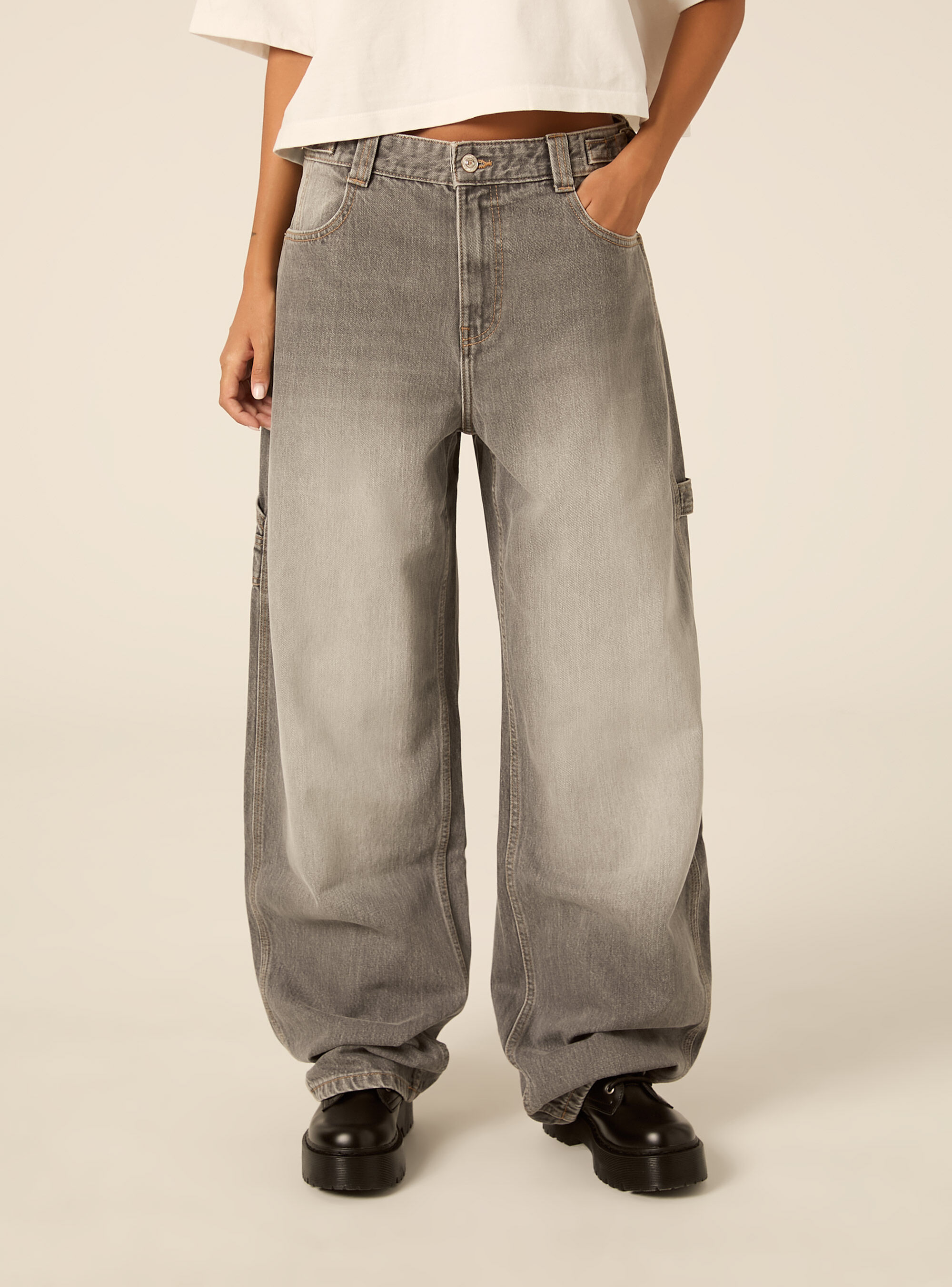 Jeans balloon carpenter con vita regolabile