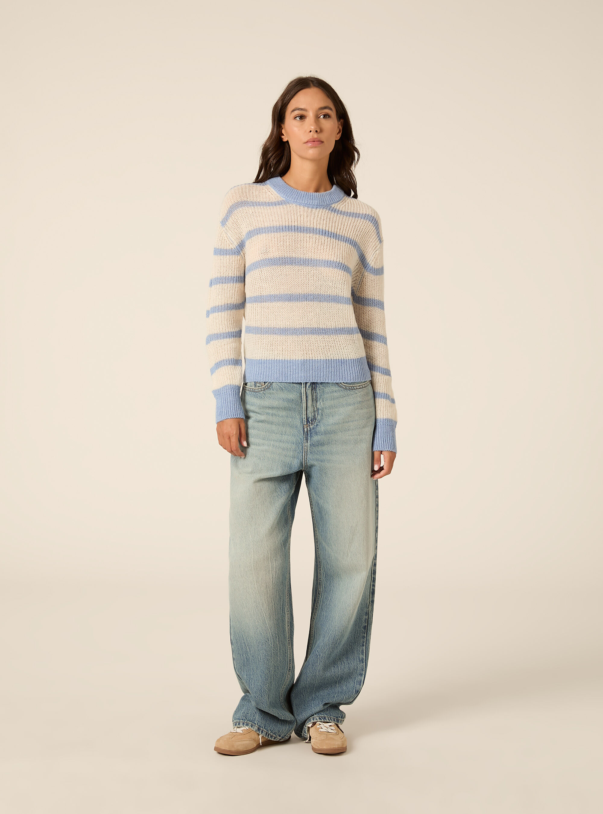 Pullover girocollo a righe