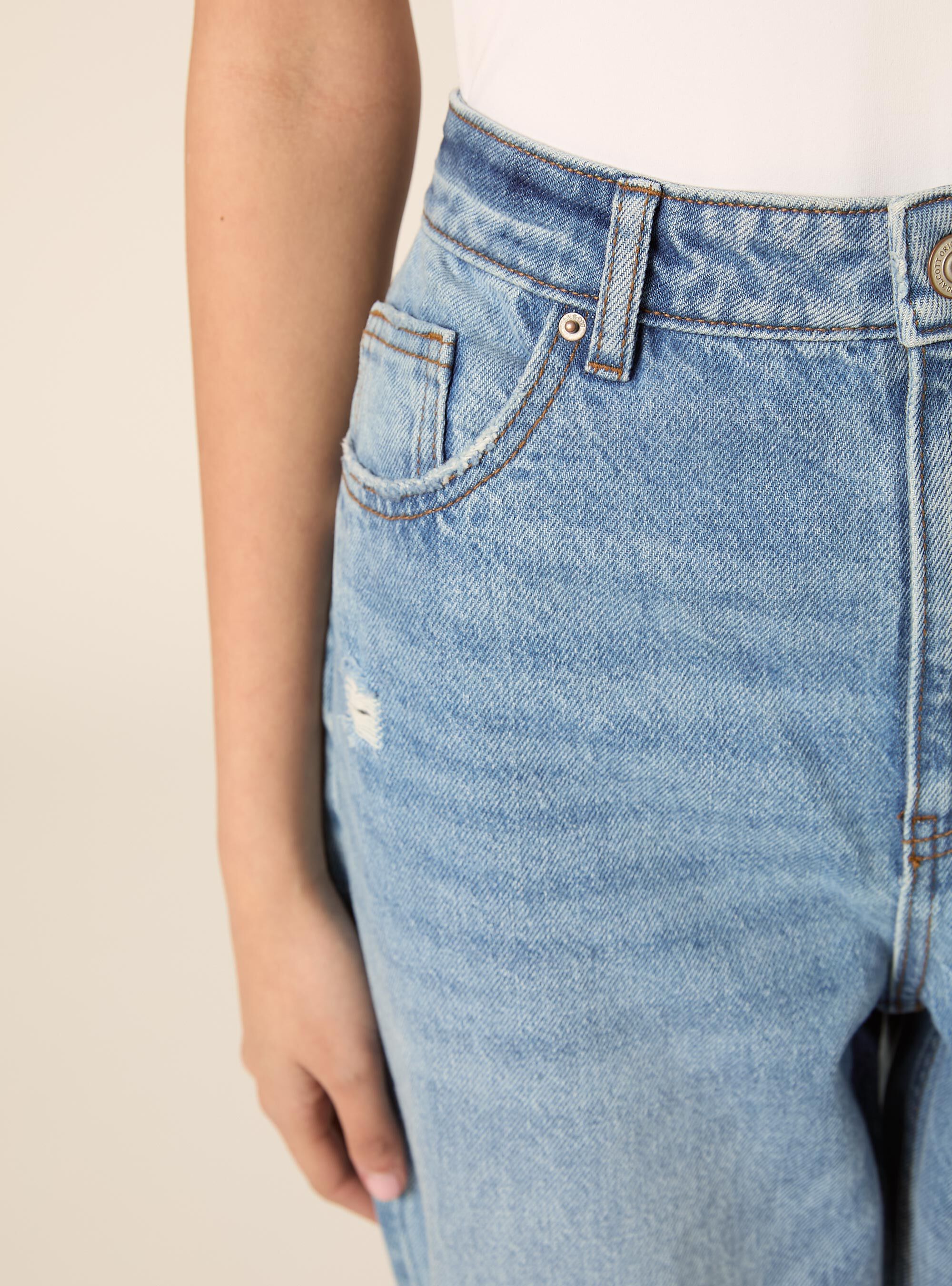 Mom fit jeans with rips, D004 MEDIUM LIGHT BLUE