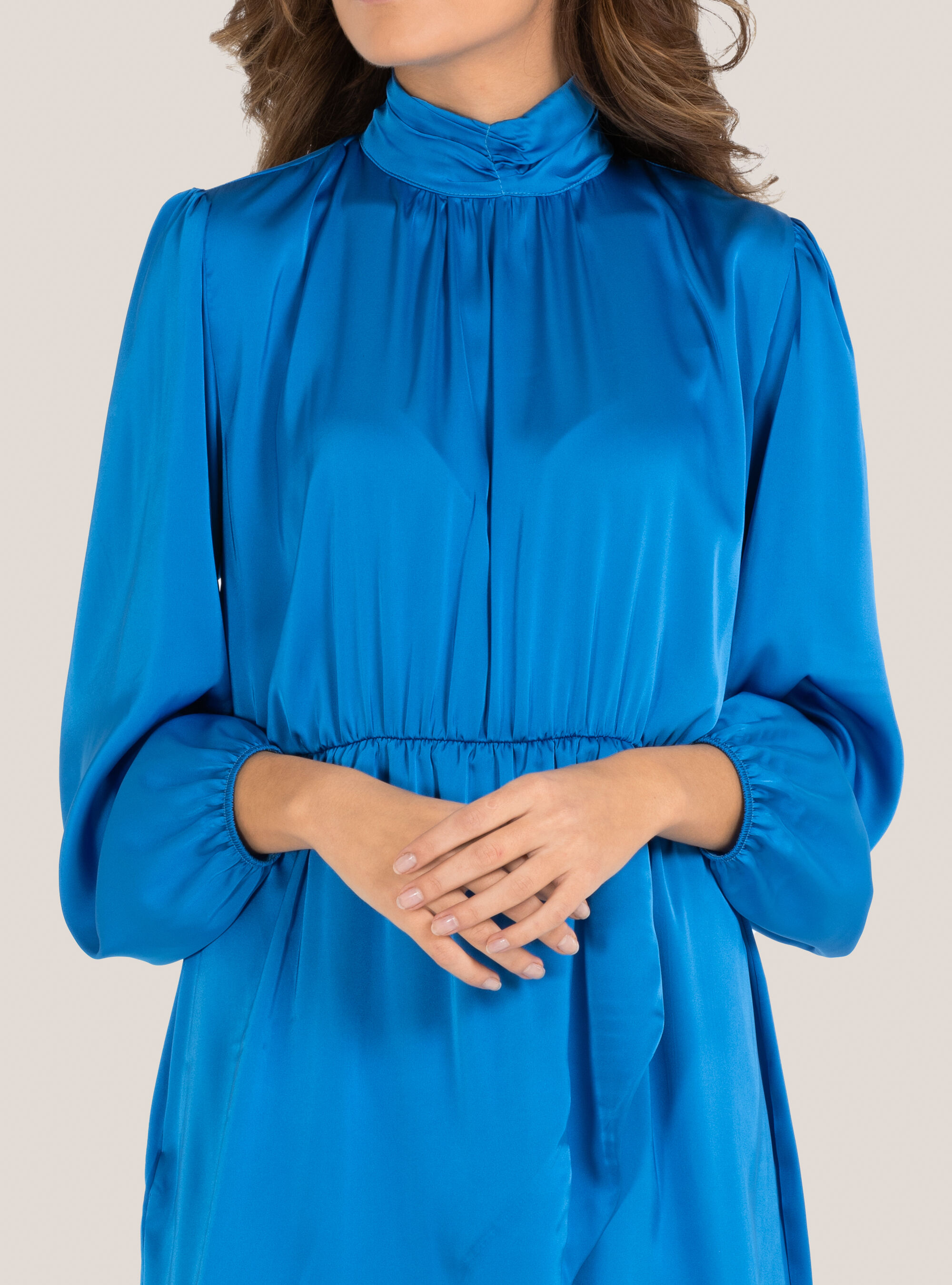 Abito in raso con gonna ad incrocio, C2291 AZZURRE