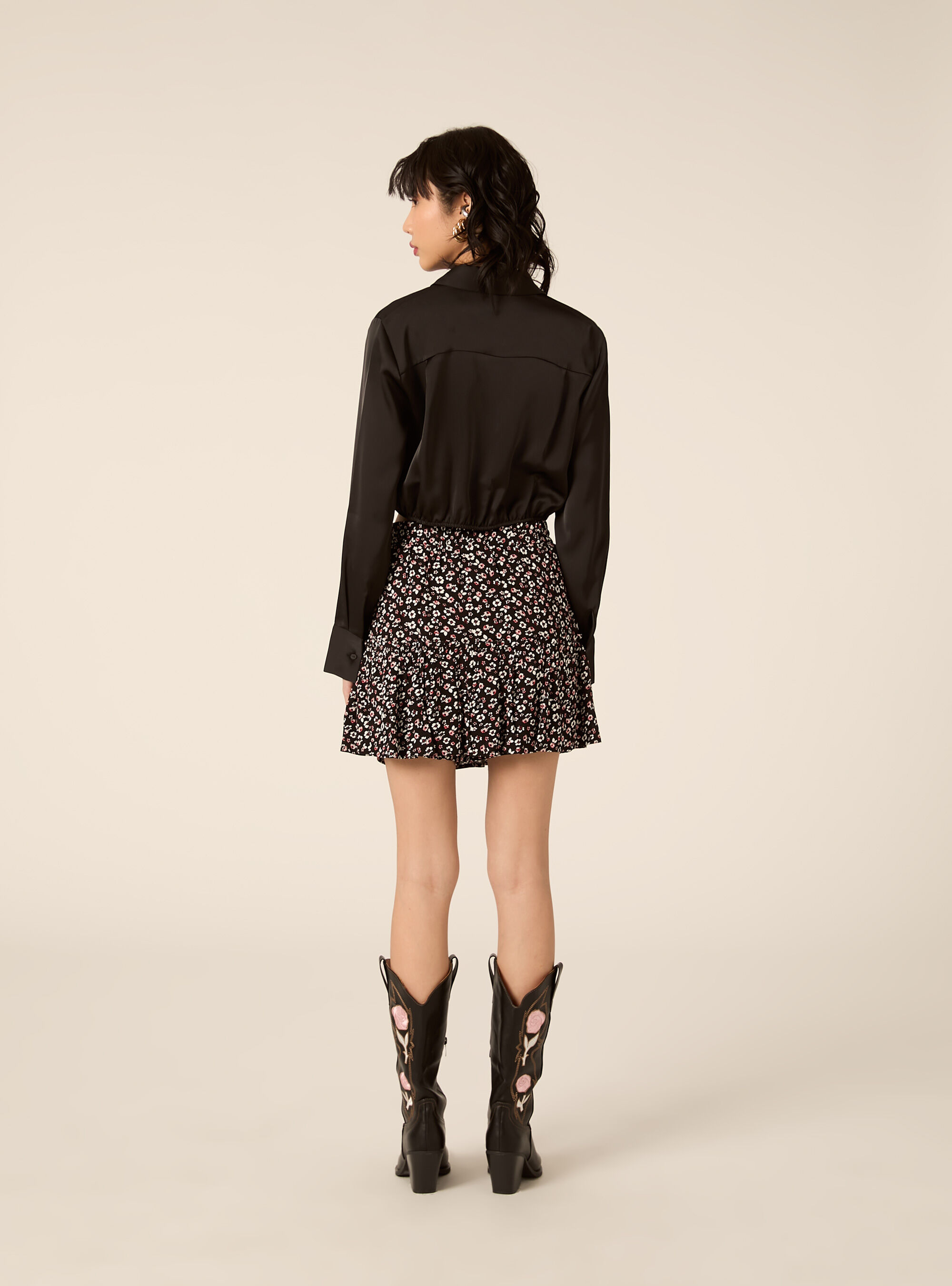 Camicia crop in satin, BK1 BLACK