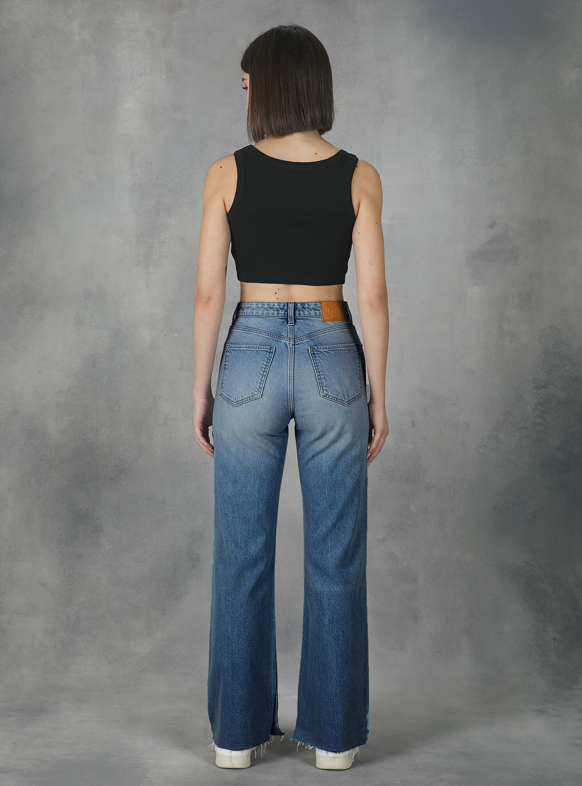 Jeans avec online fente