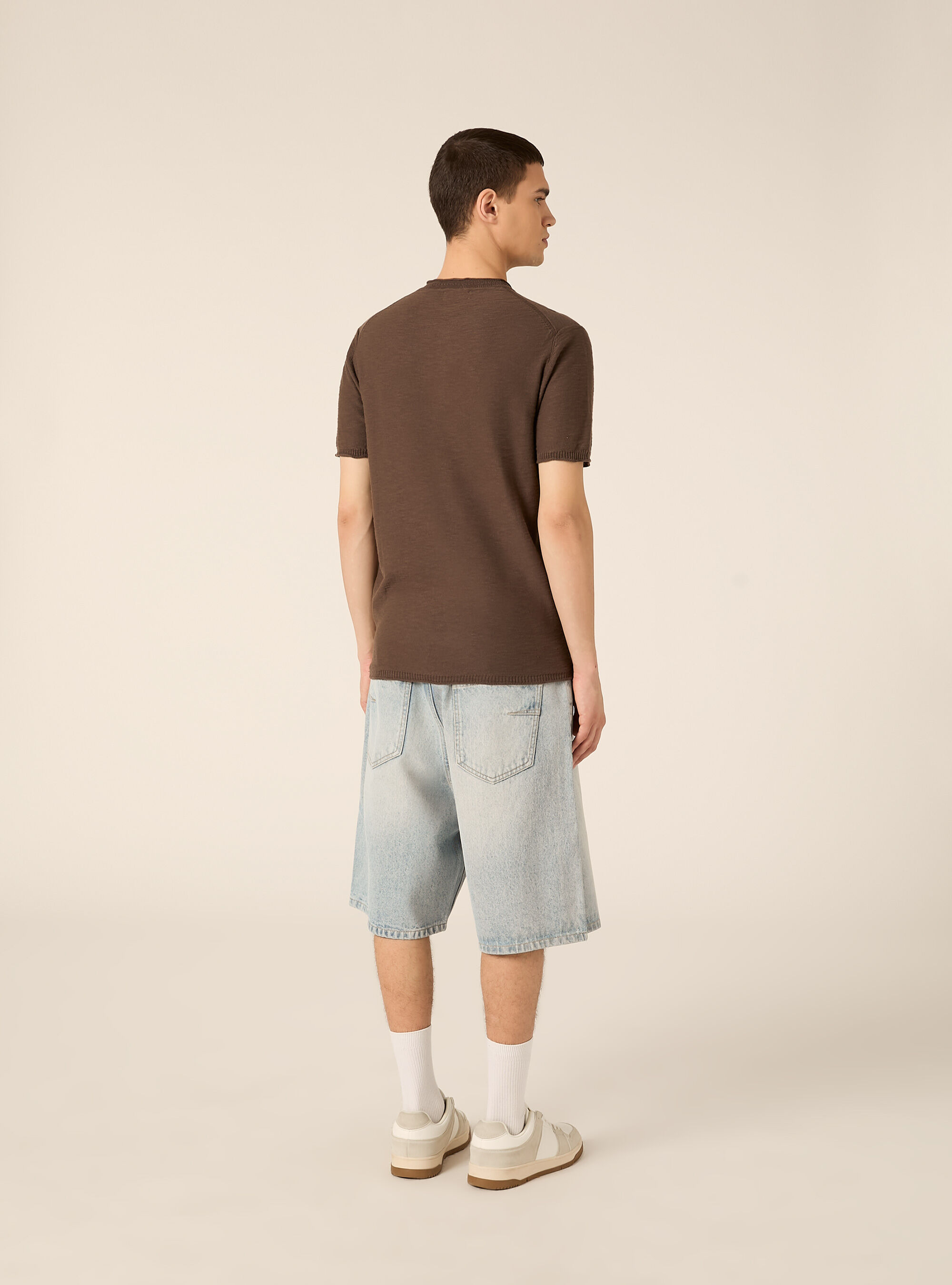 Pullover leggero con collo serafino, MARRONE MEDIO