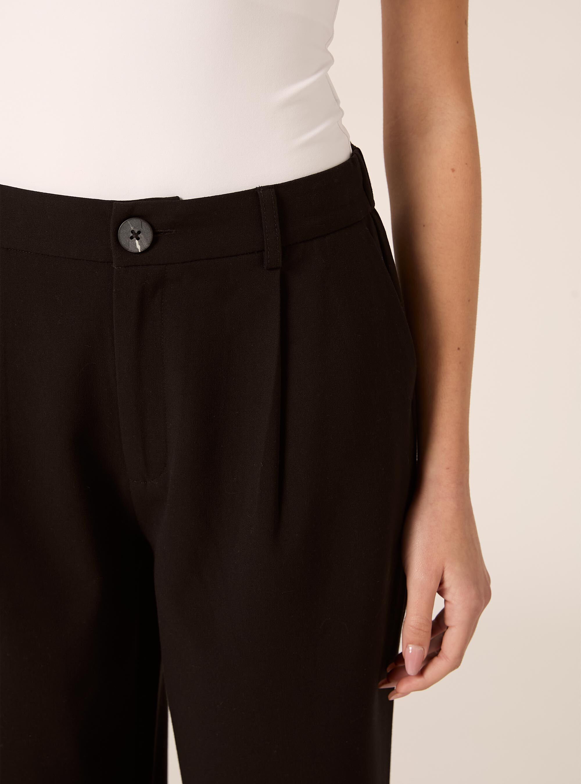 Straight tailored trousers, BK1 BLACK