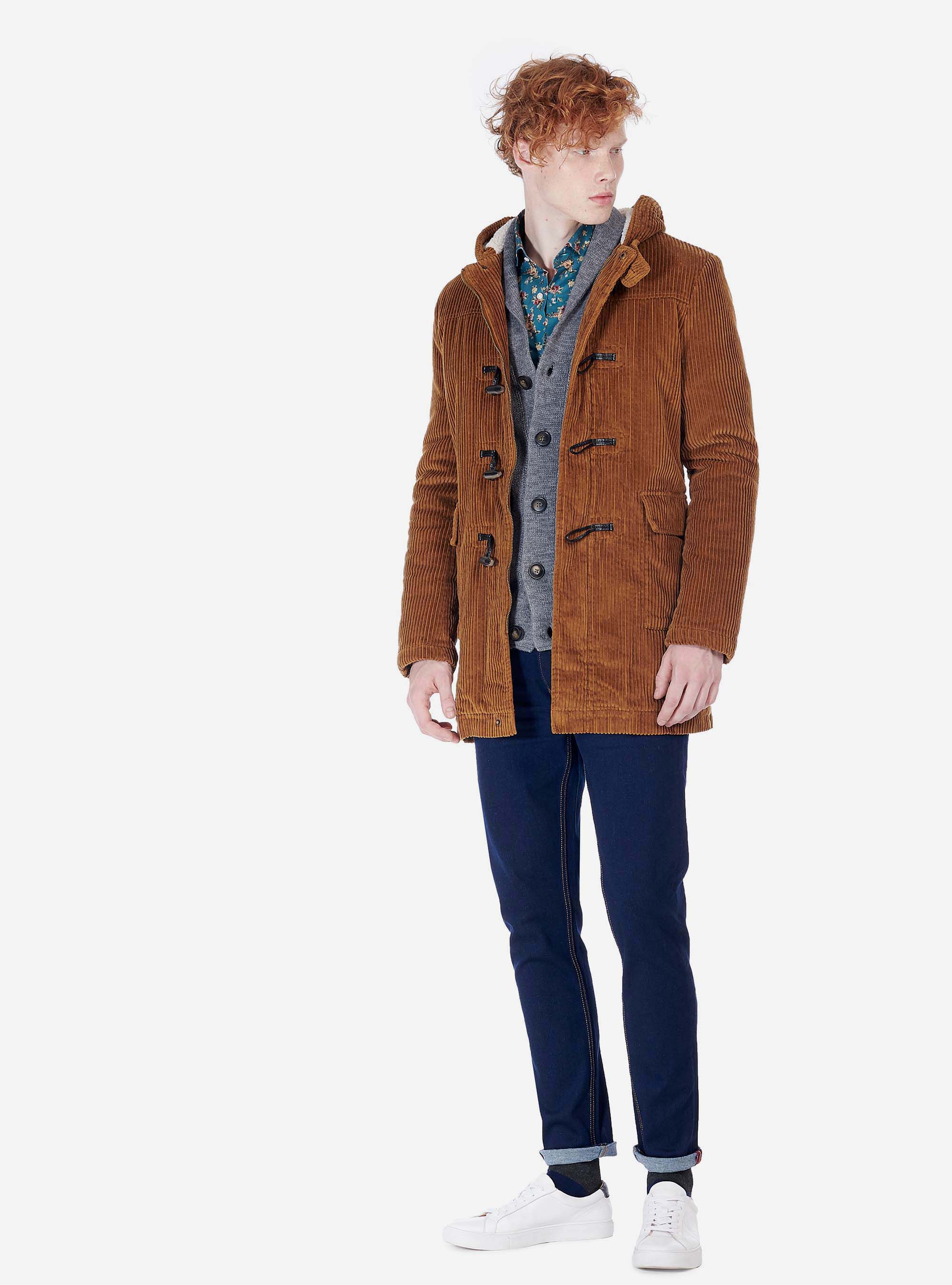 Montgomery deals uomo navigare