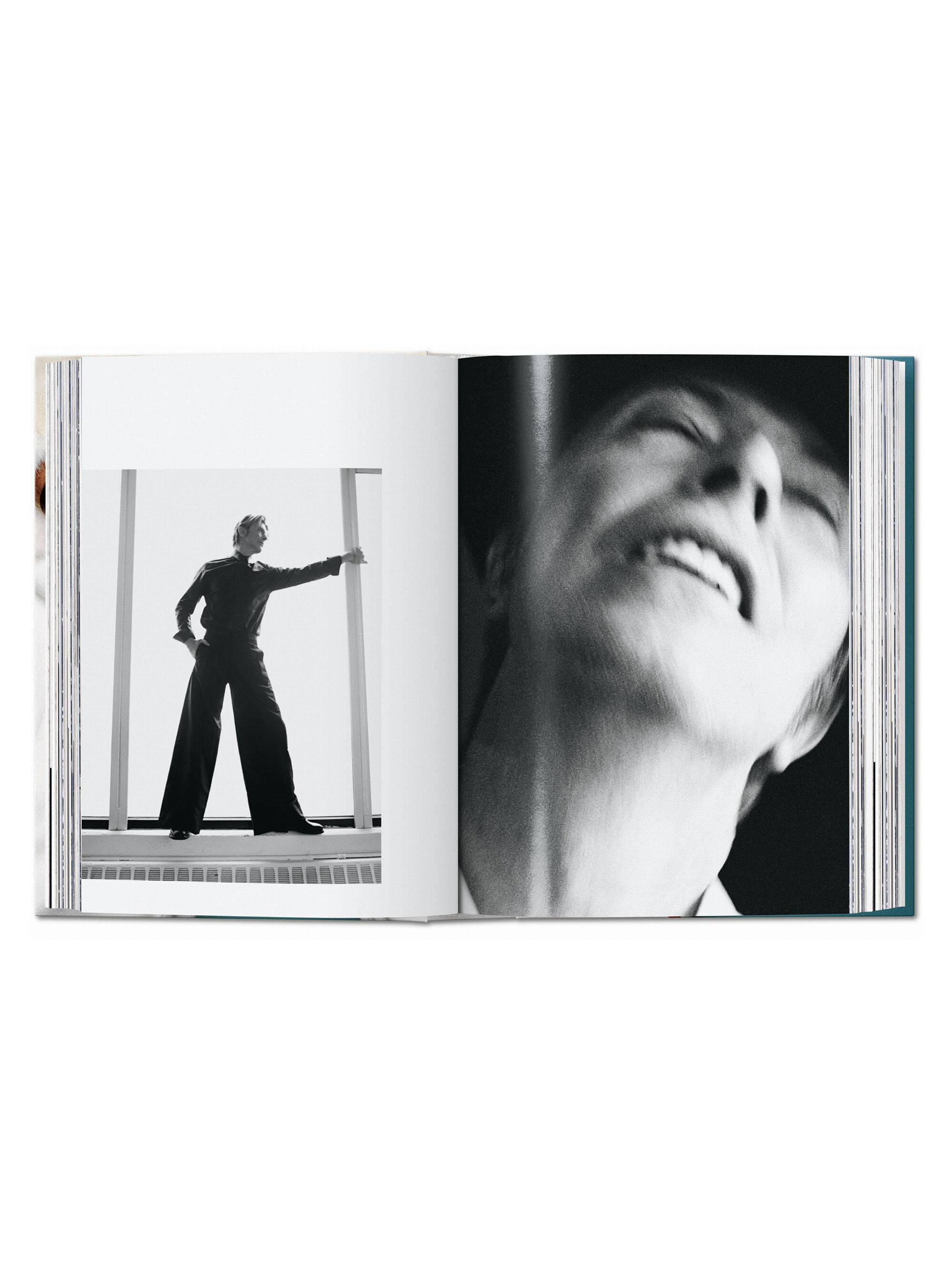 ''Mario Testino. SIR. 40th Ed.'' book, UNIQUE