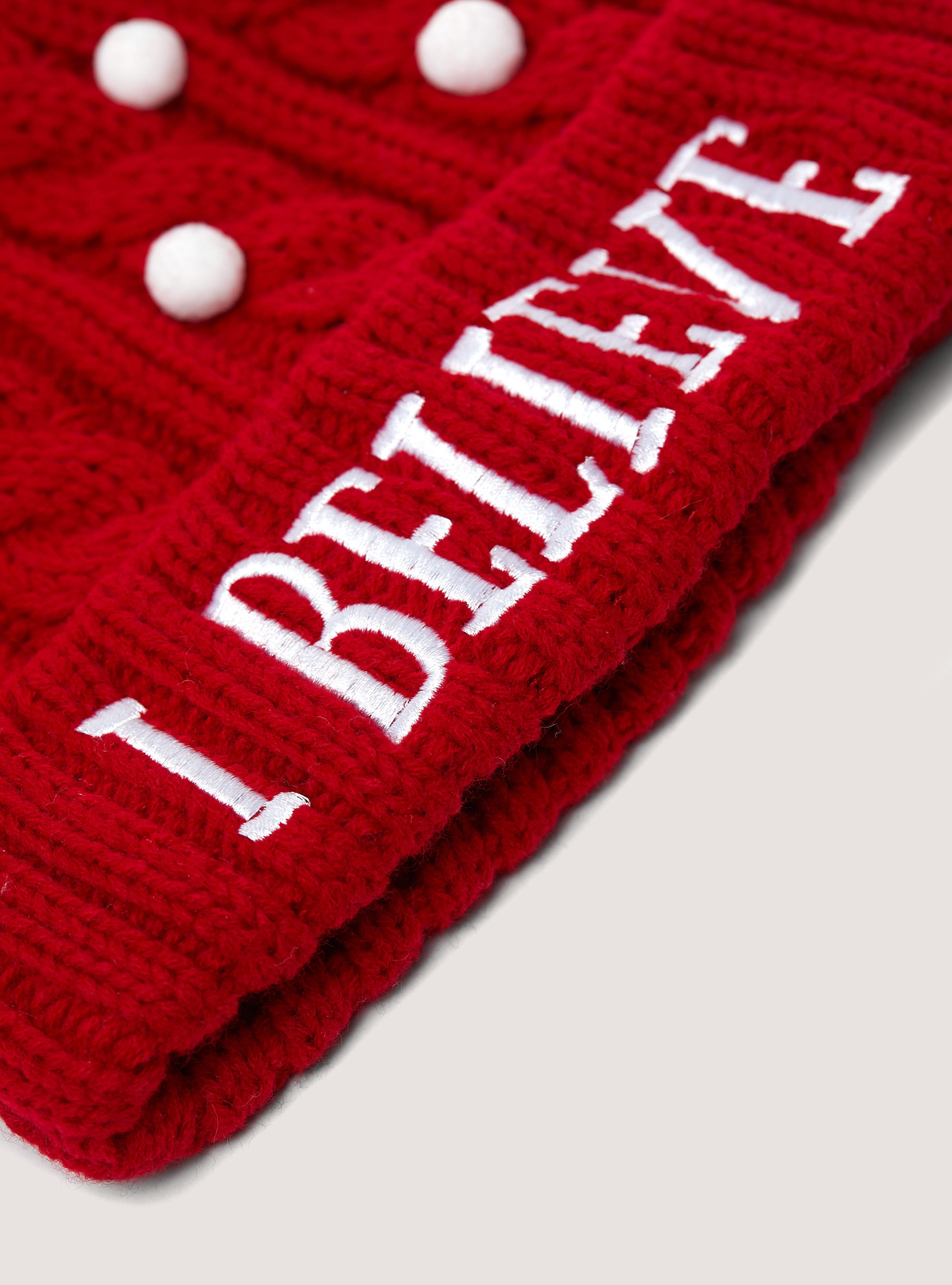 Christmas Collection pom pom hat, RD2 RED MEDIUM