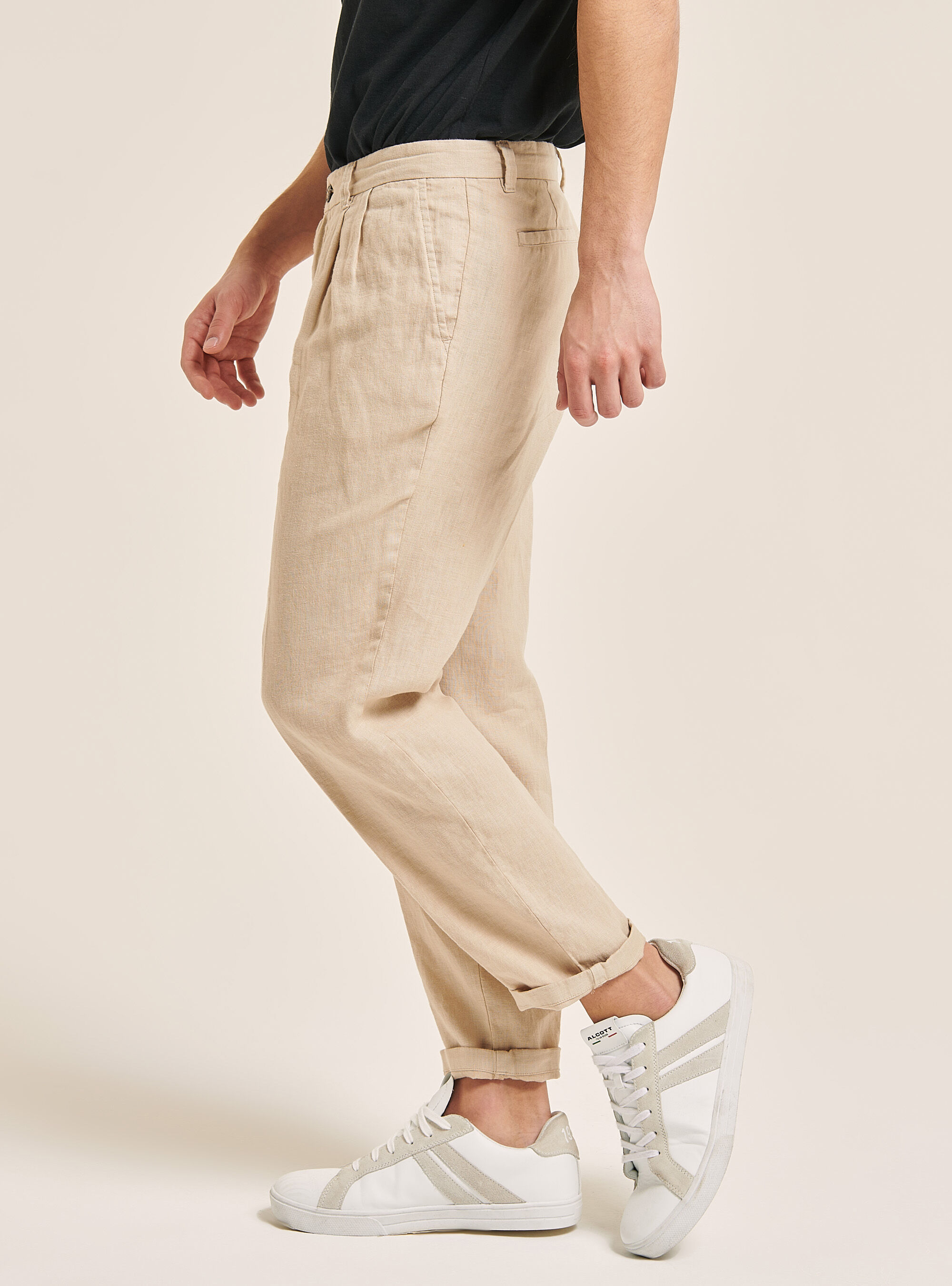 Linen blend trousers with pleats, C5558 BEIGE
