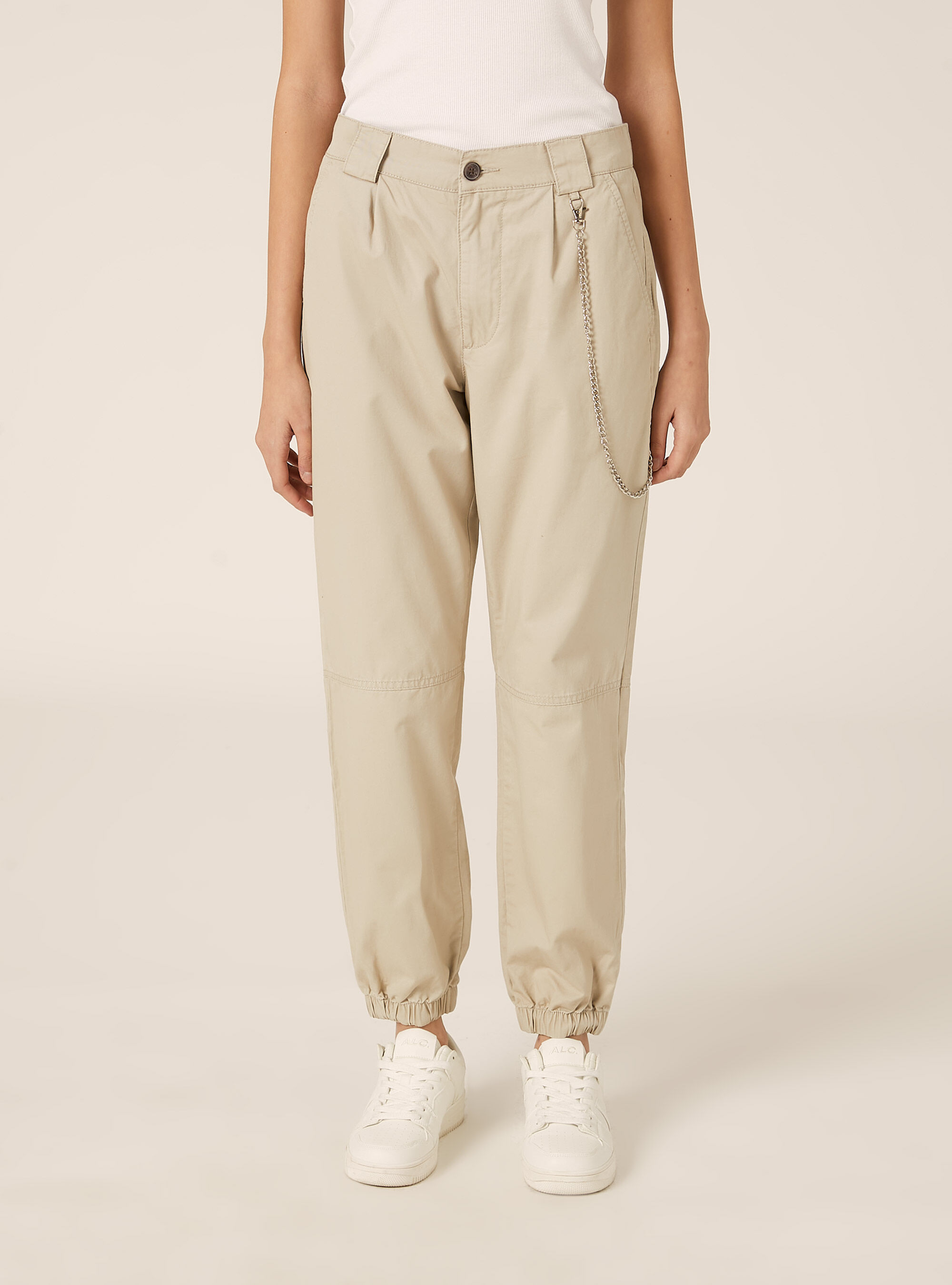 Pantaloni jogger con catena