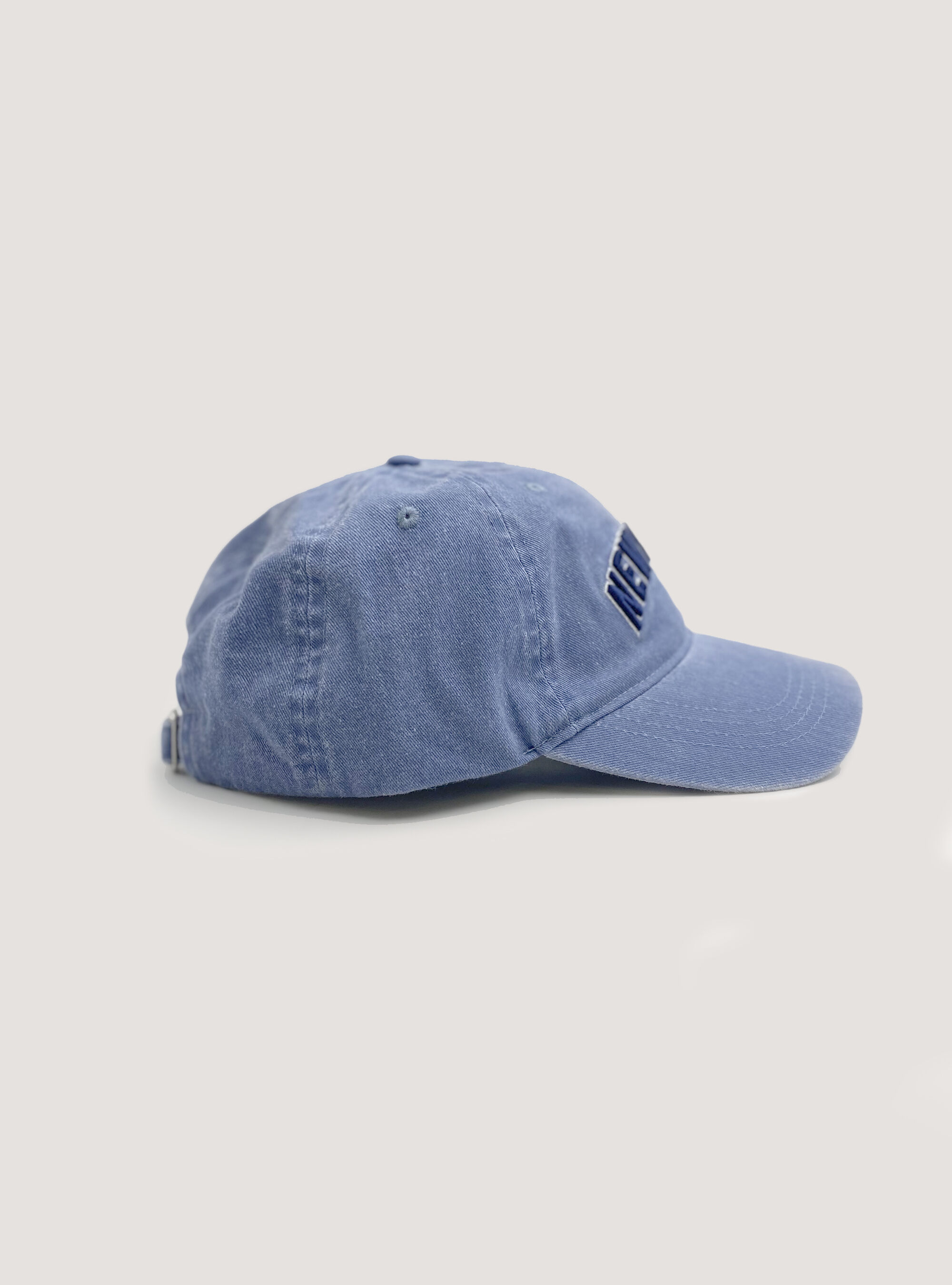 Hat with patch, C1238 AZZURRE