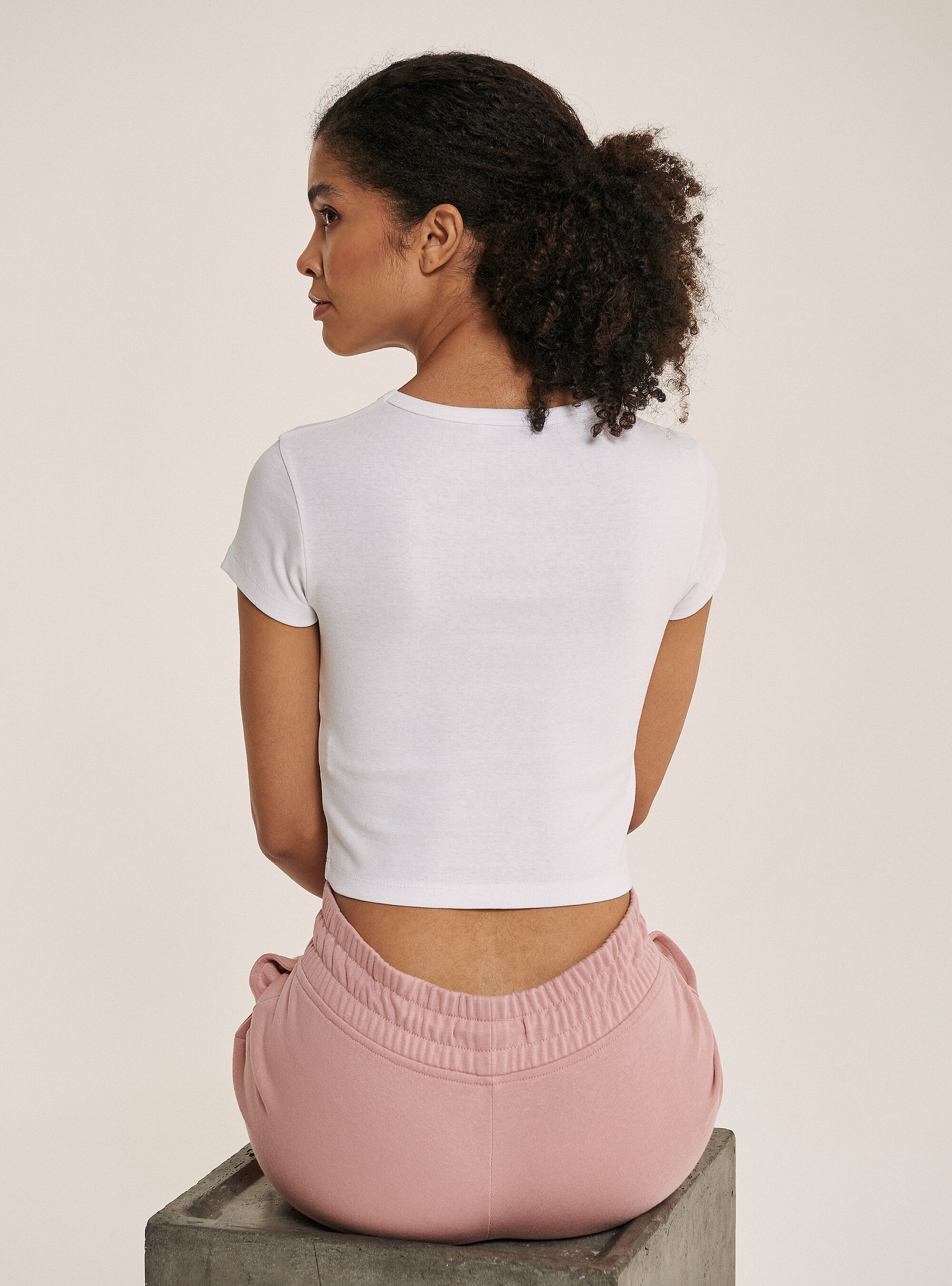 Crop top with front lettering print in cotton, WHITE