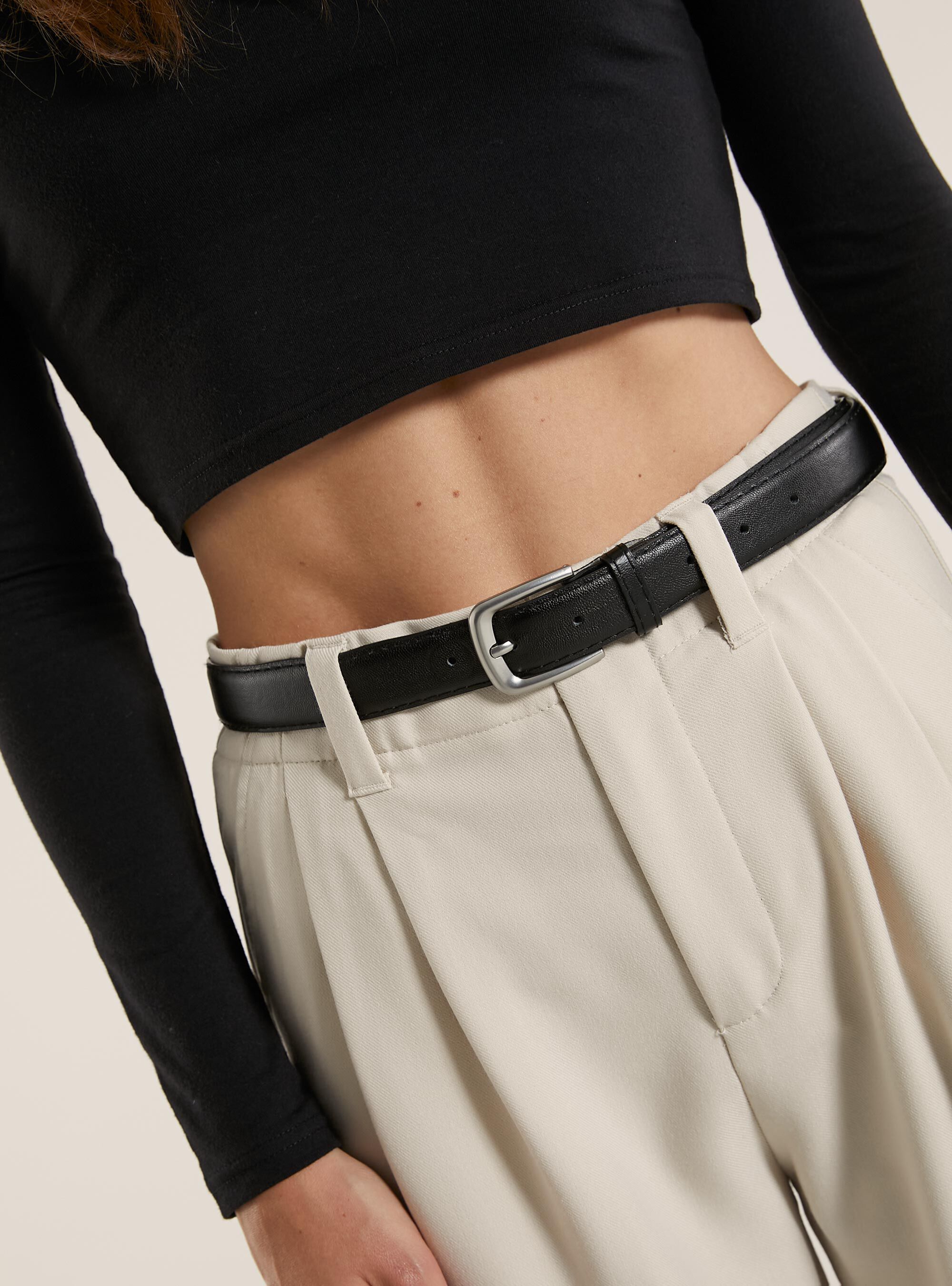Pantalon avec ceinture boucle outlet