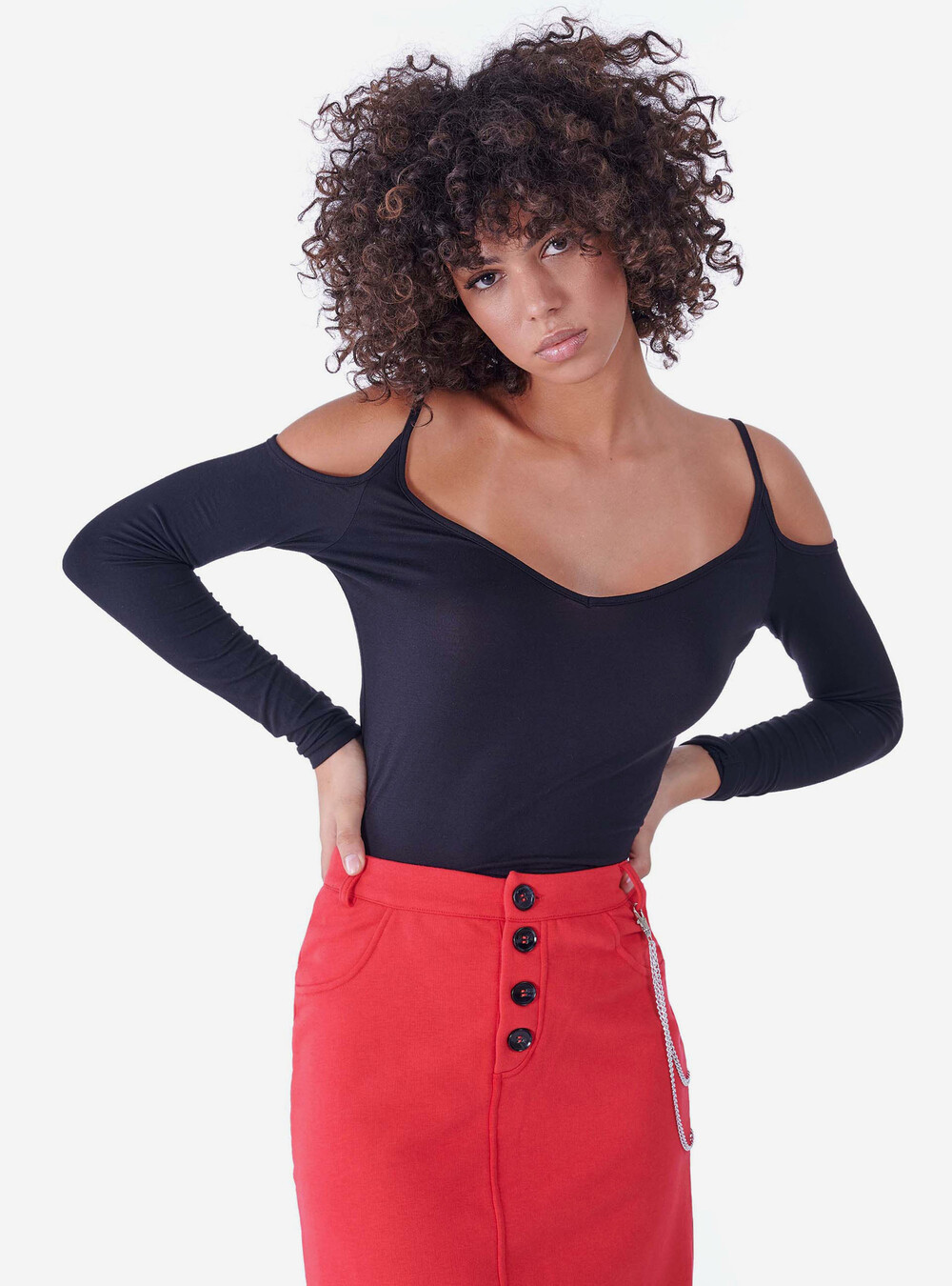 V-NECK SWEATER AND UNCOVERED SHOULDERS - Main Image