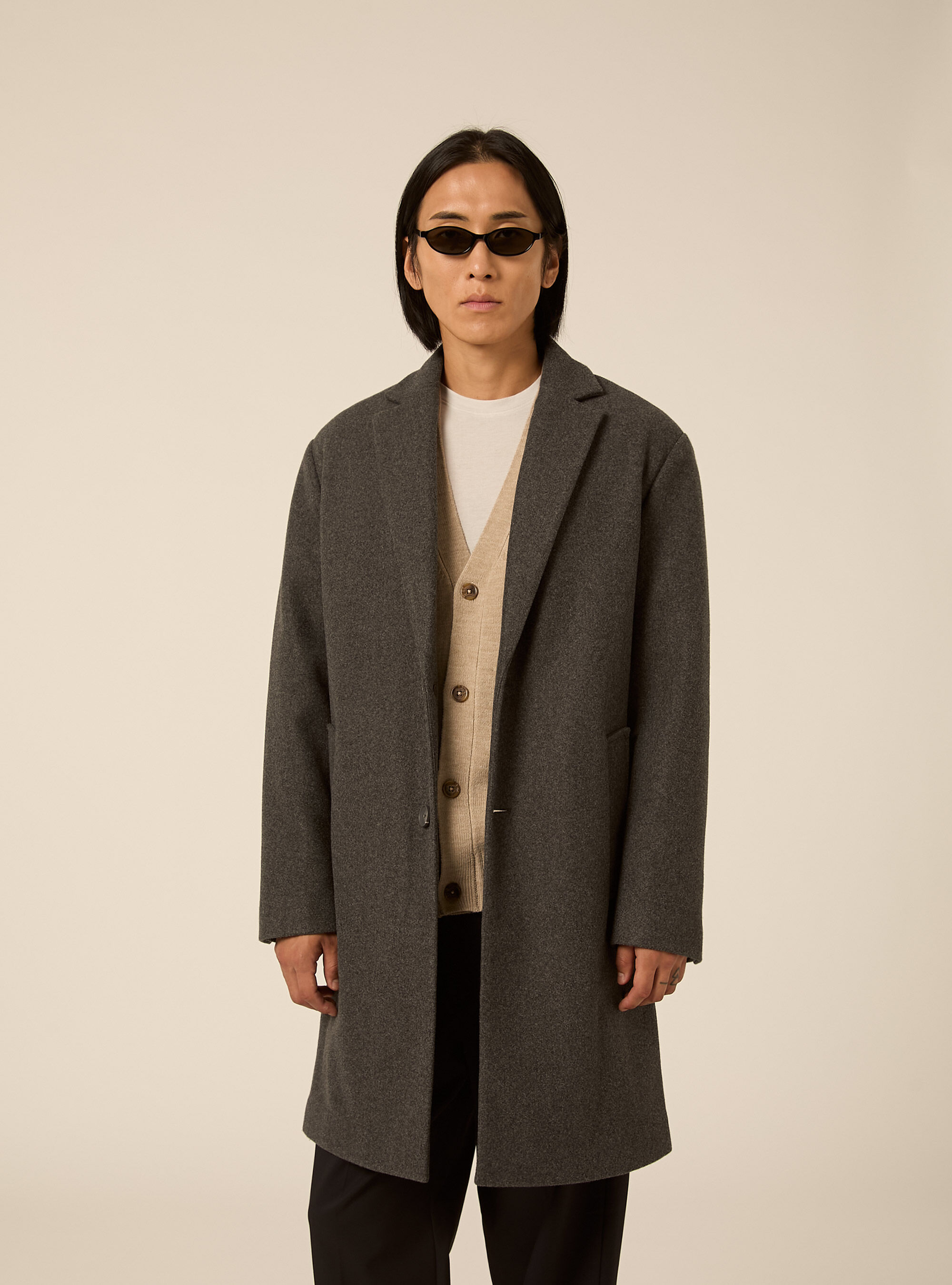 Unlined single breasted coat with lapels