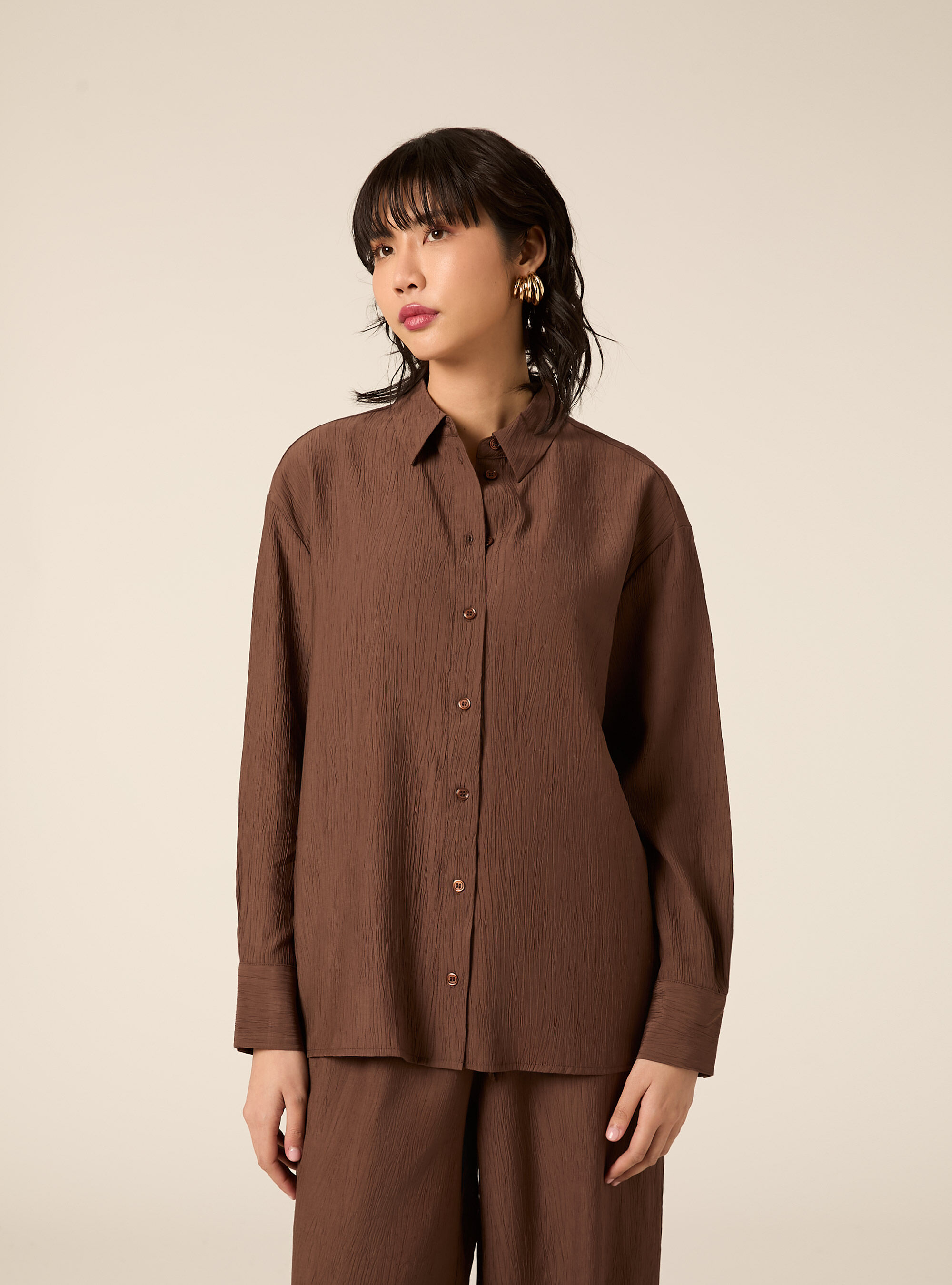 Camicia in crepe con lacci sul dietro, BR2 BROWN MEDIUM