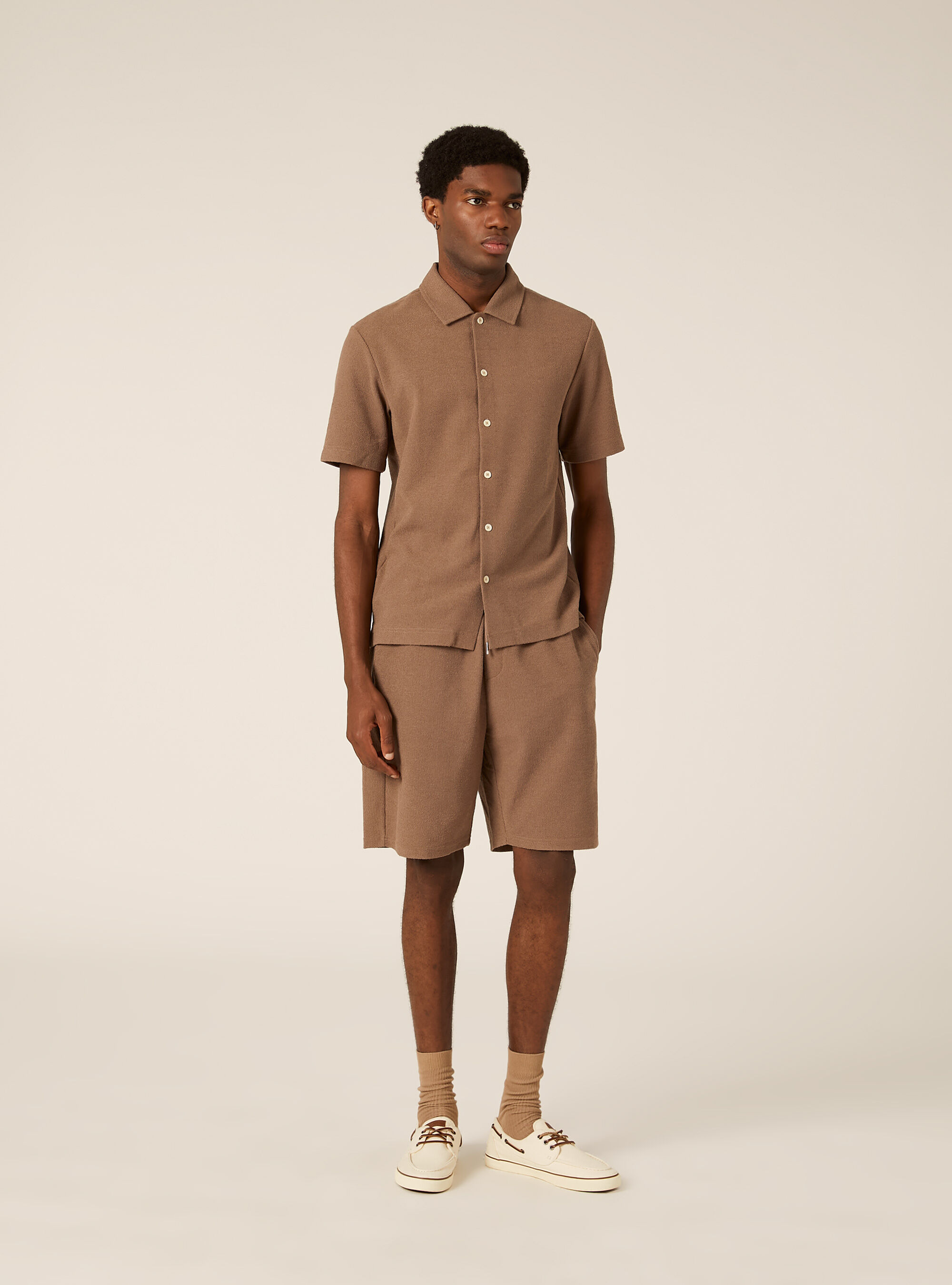 Textured short-sleeved shirt, BR2 BROWN MEDIUM