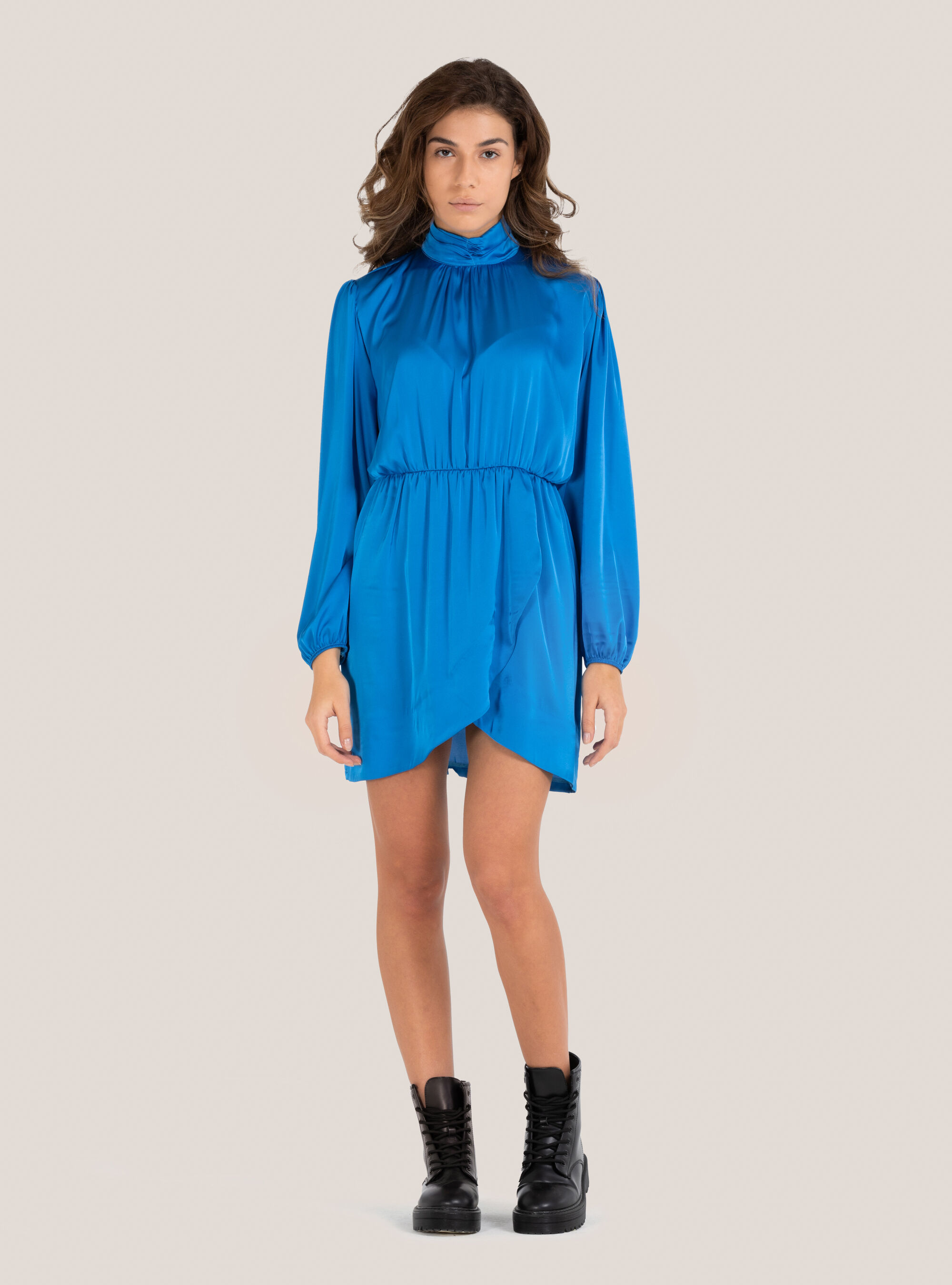 Abito in raso con gonna ad incrocio, C2291 AZZURRE