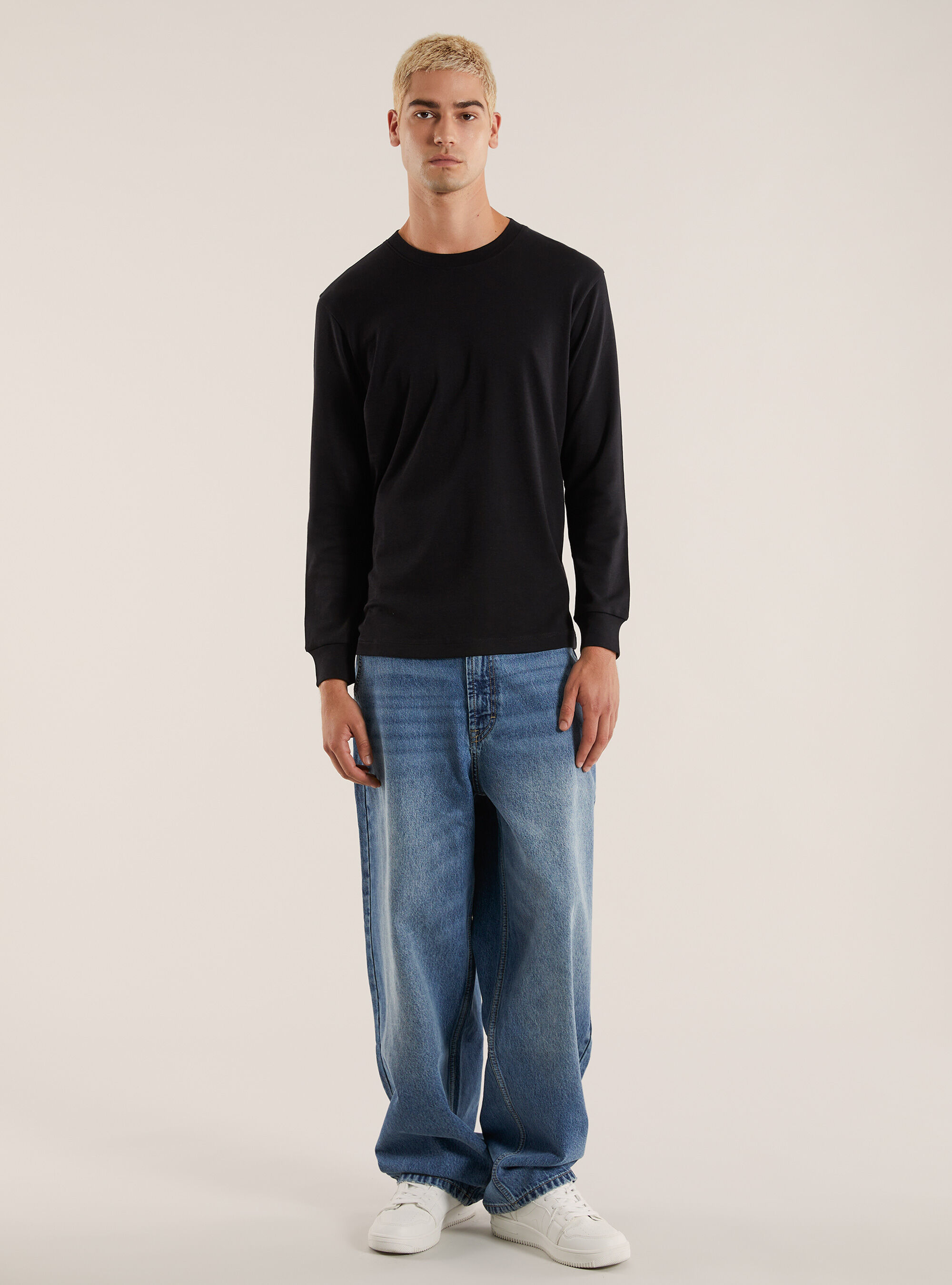 Skater-Jeans im Baggy Fit, D004 MEDIUM LIGHT BLUE