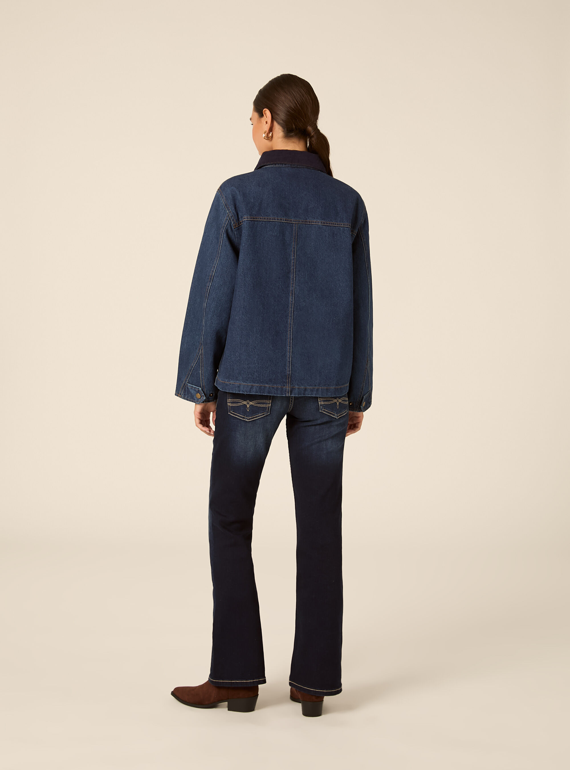 Giubbotto in denim con alamari e collo a contrasto, D002 MEDIUM DARK BLUE