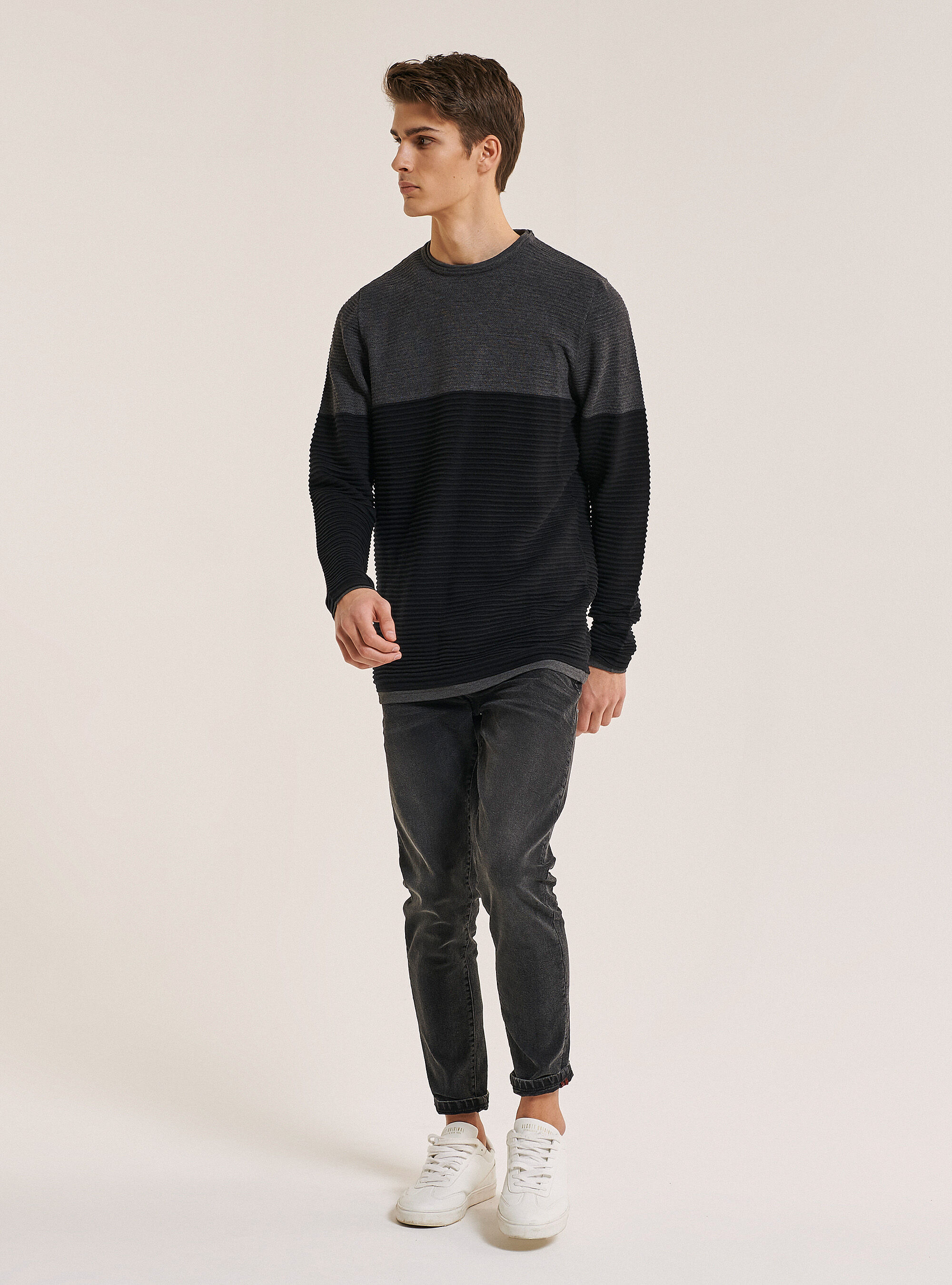 Rolling neck pullover with t-shirt details, GREY MELANGE