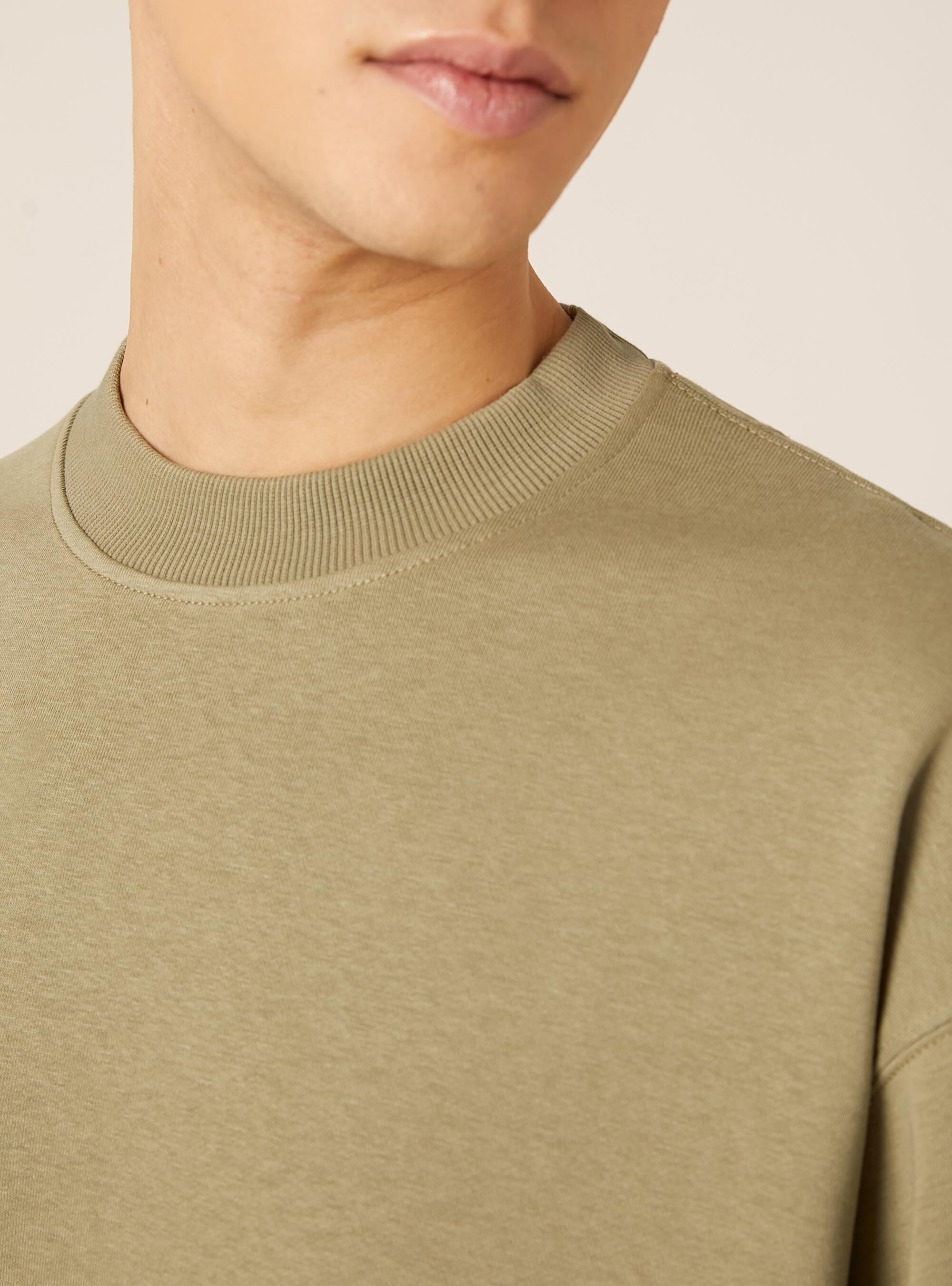 Boxy fit crew neck sweatshirt, KY2 KAKY MEDIUM