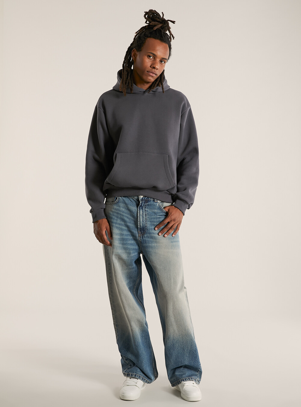 Felpa Con Cappuccio Le Origini Del Capo - Pleasures Milano Streetwear Shop - Foto 4