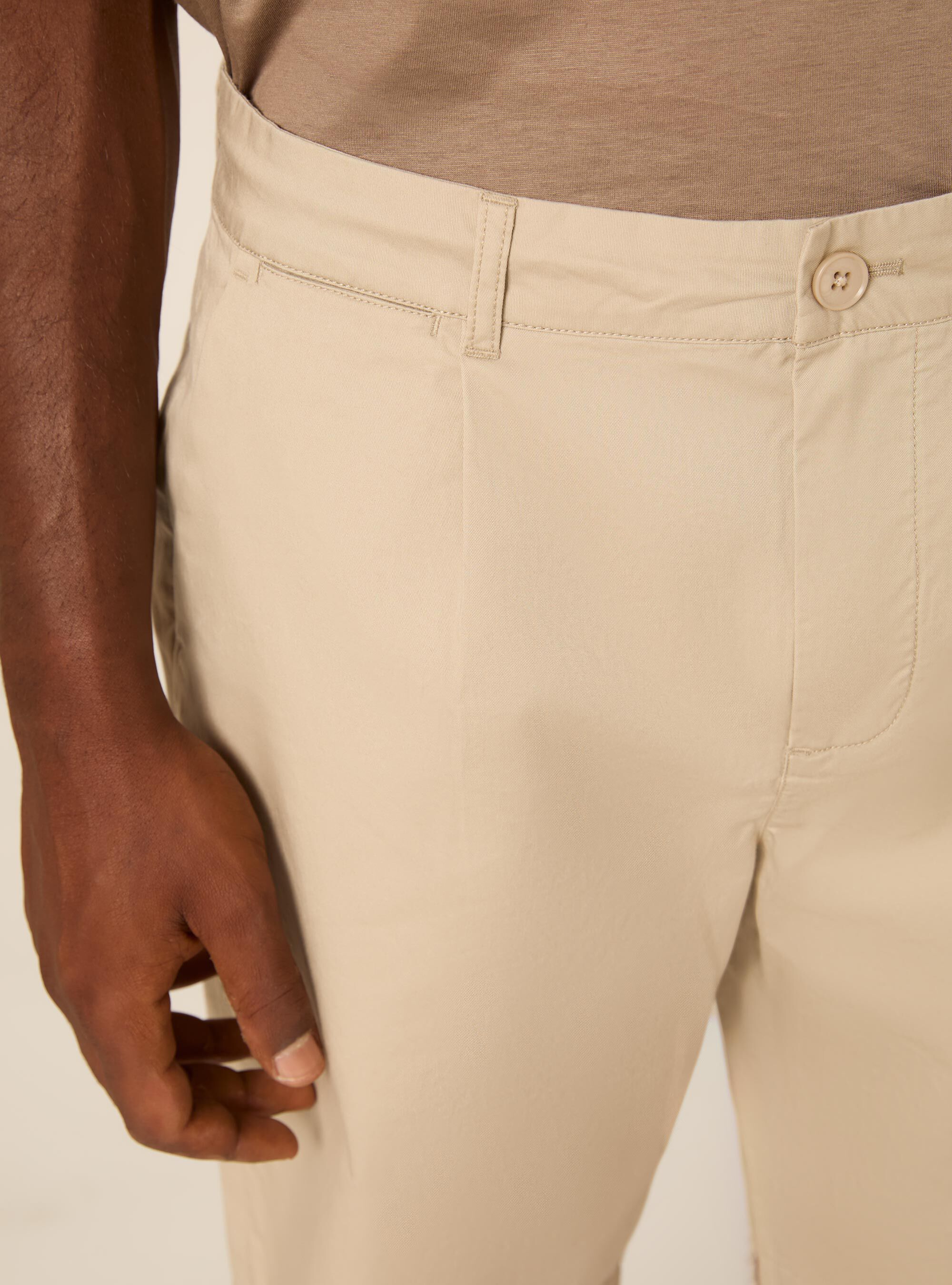 Bermuda Chino Coupe Regular Fit &agrave; Pinces, BG2 BEIGE MEDIUM