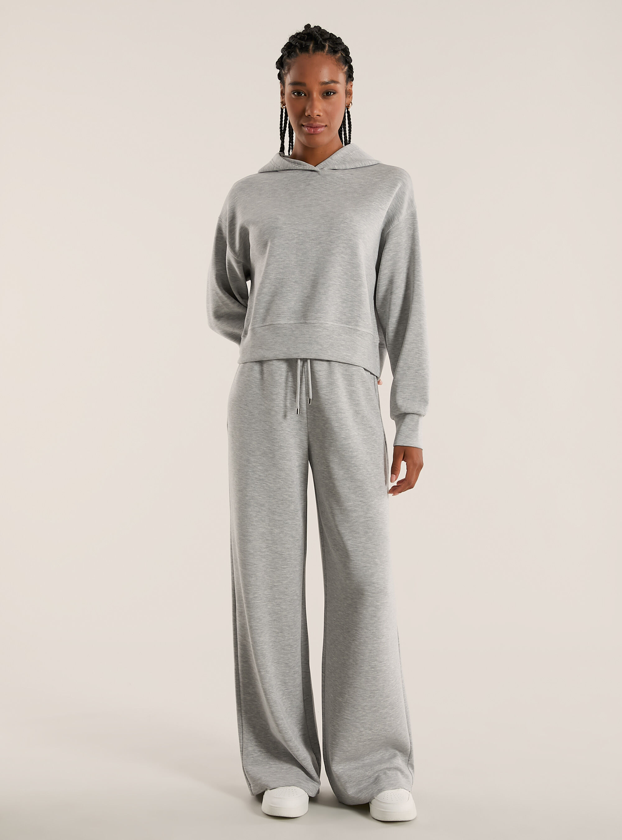 Sweat court en scuba doux