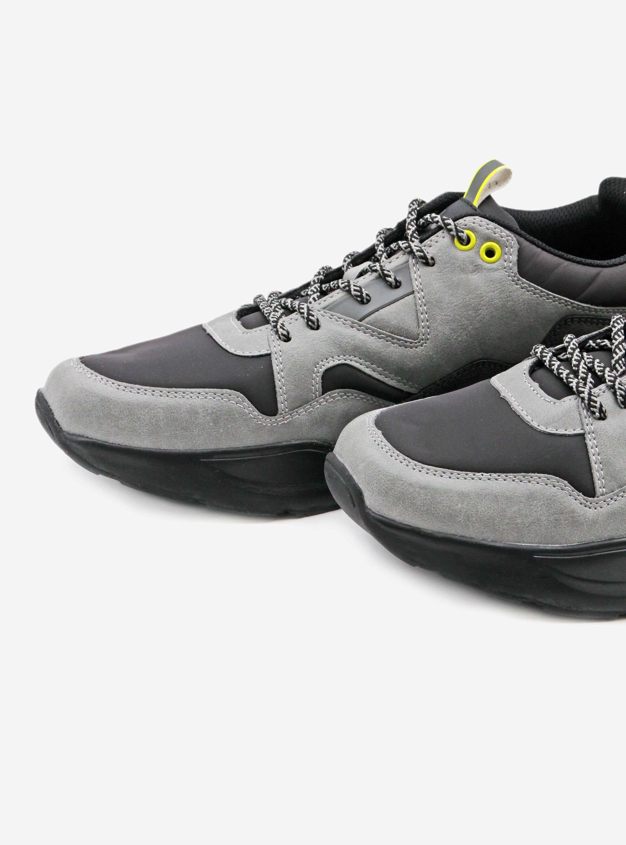 SNEAKERS WITH LEATHER INSERT, PEARL