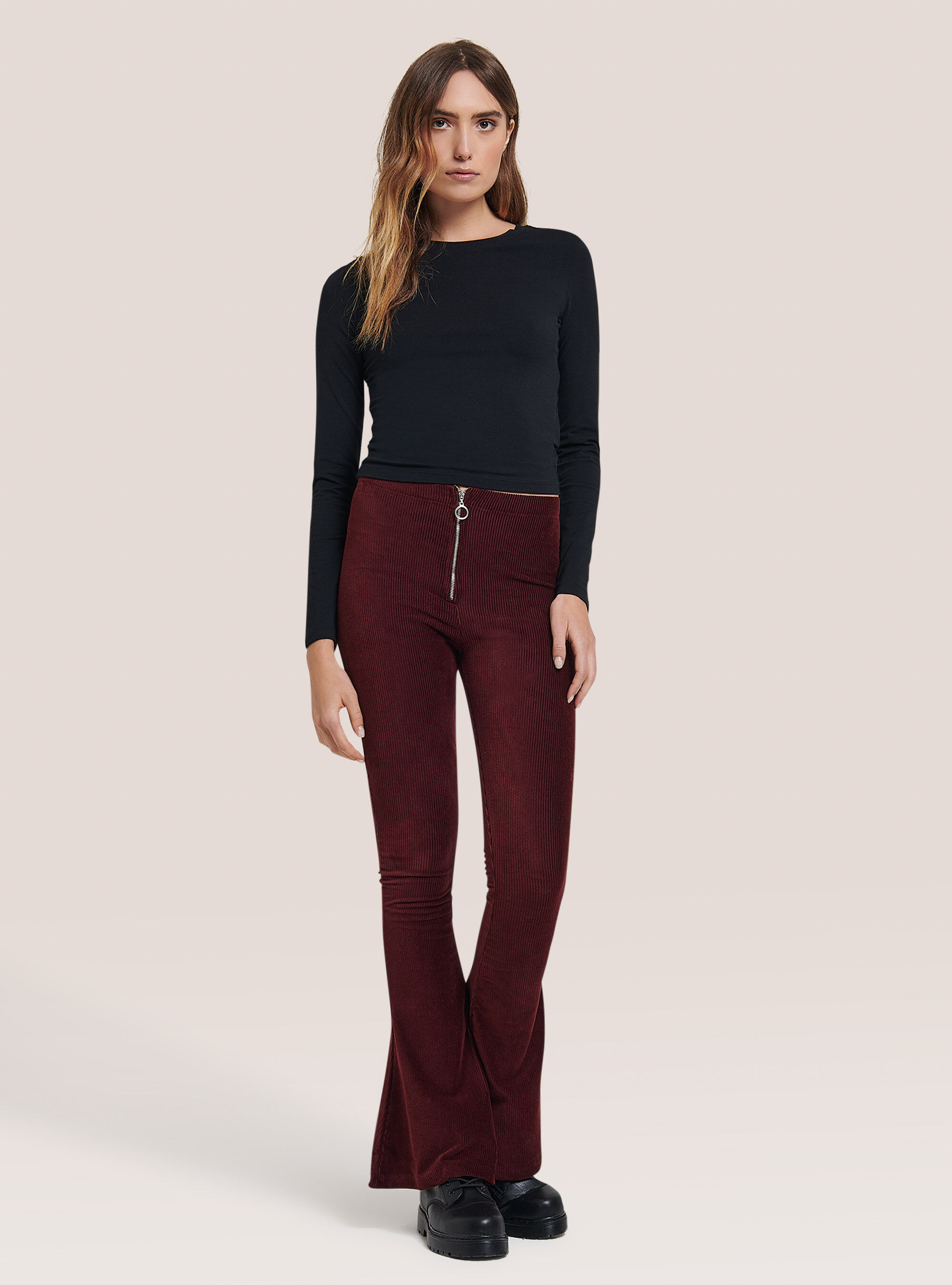  VELVET FLARED TROUSERS, BORDEAUX