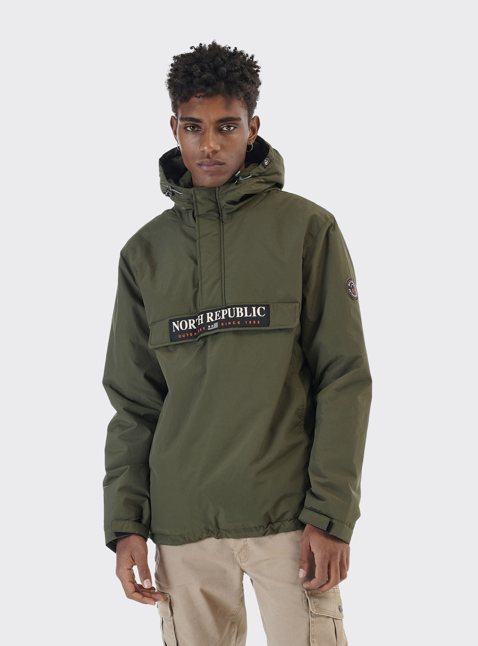 Anorak jacket with 100 recycled polyester padding