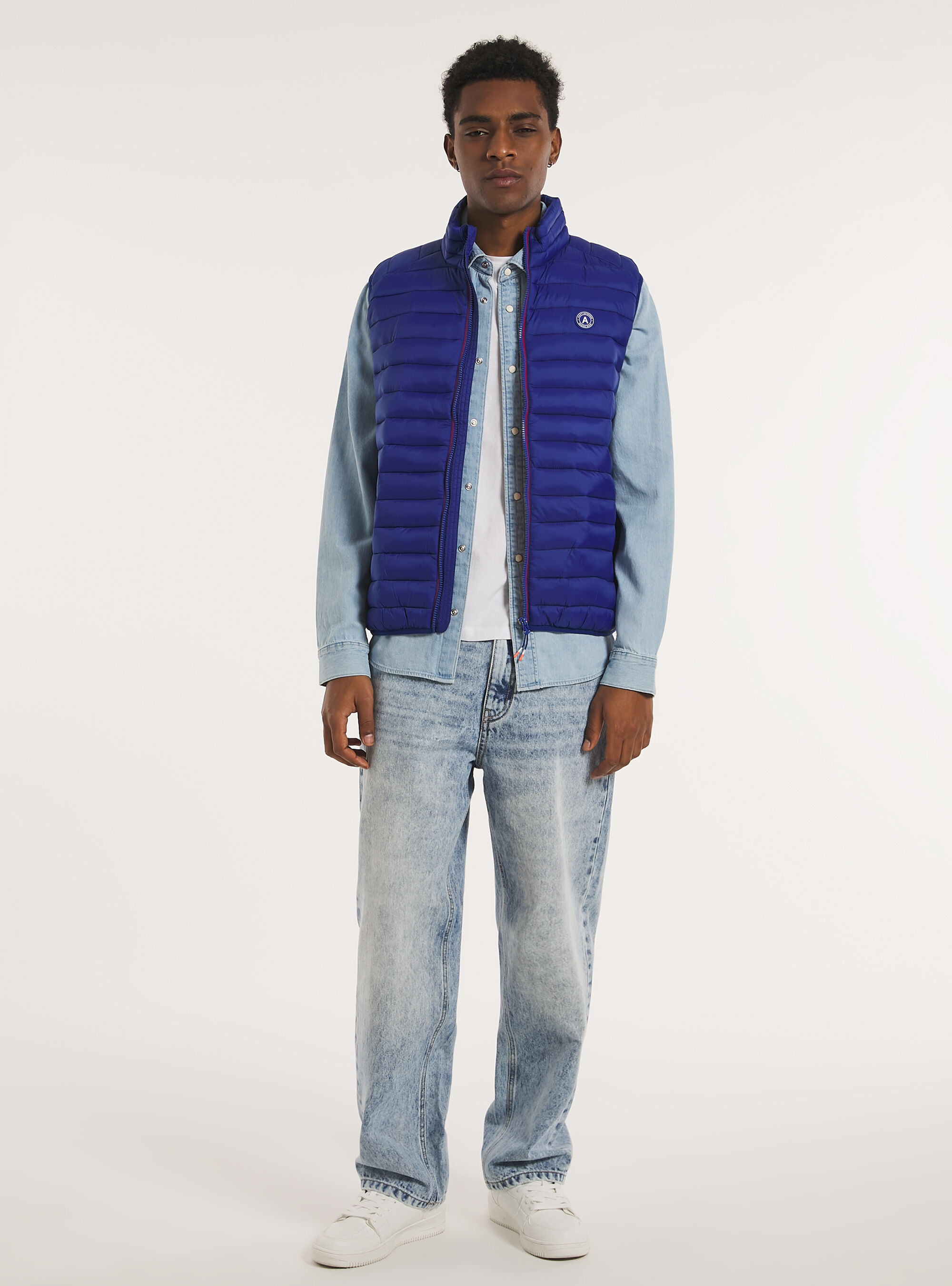 Manchon rembourr&eacute; avec fermeture &eacute;clair contrast&eacute;e, RY1 ROYALE DARK