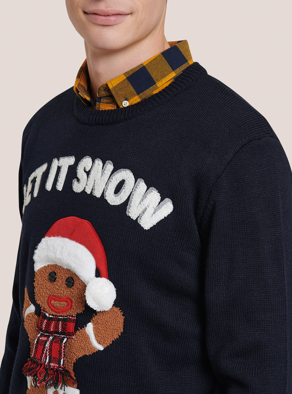 Christmas crew-neck pullover with gingerbread man