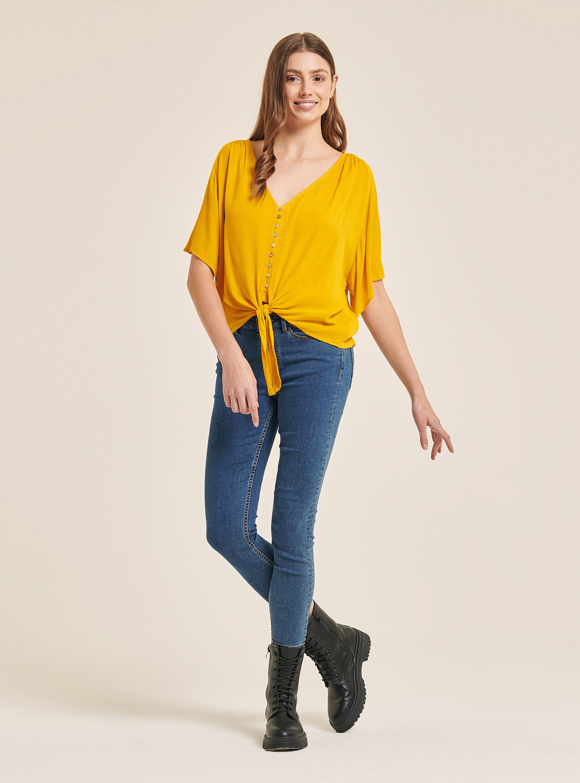 Plain v-neck blouse with waist knot, C719 SENAPE