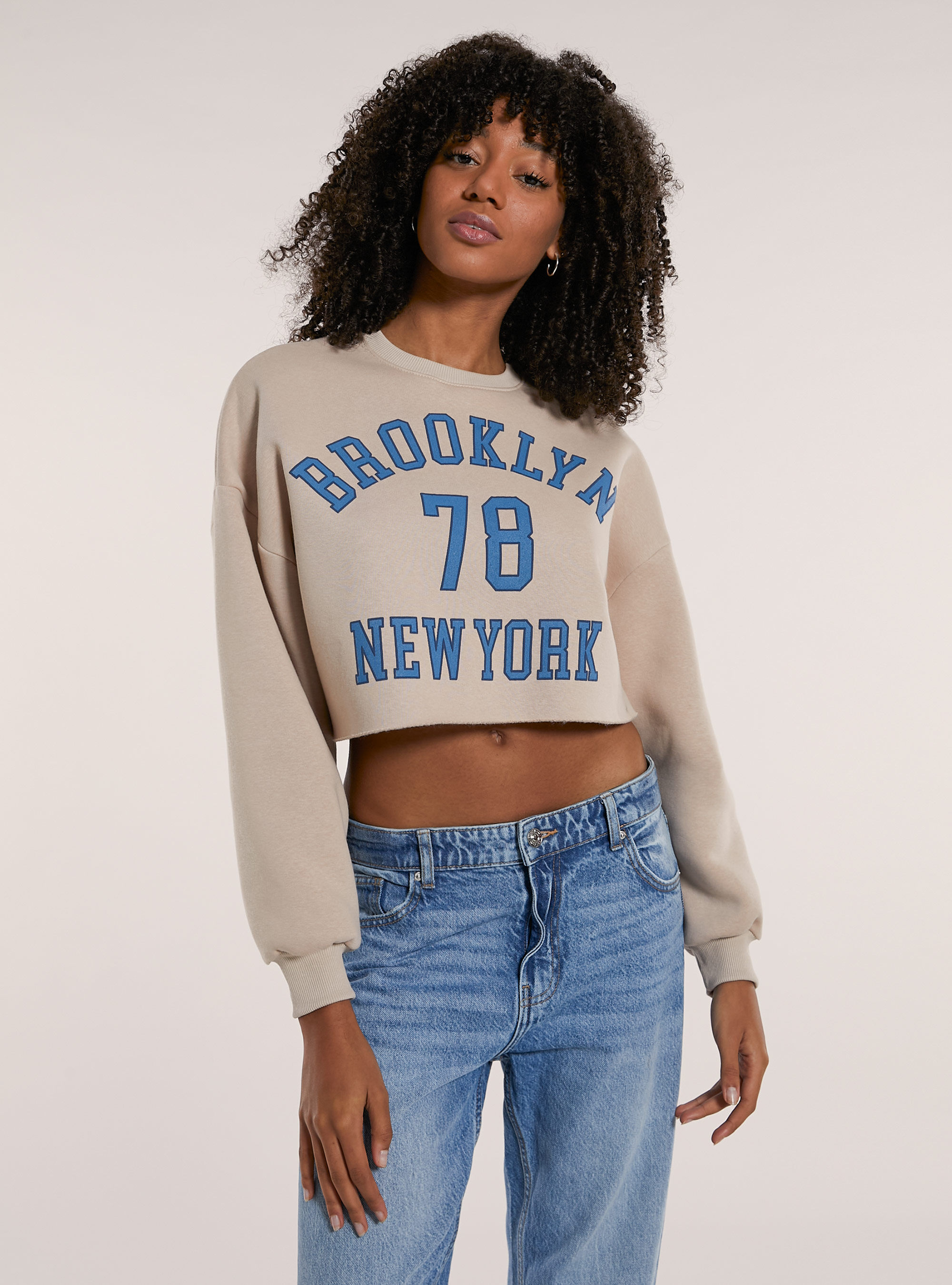 Felpa crop taglio vivo stampa Alcott Felpe Donna