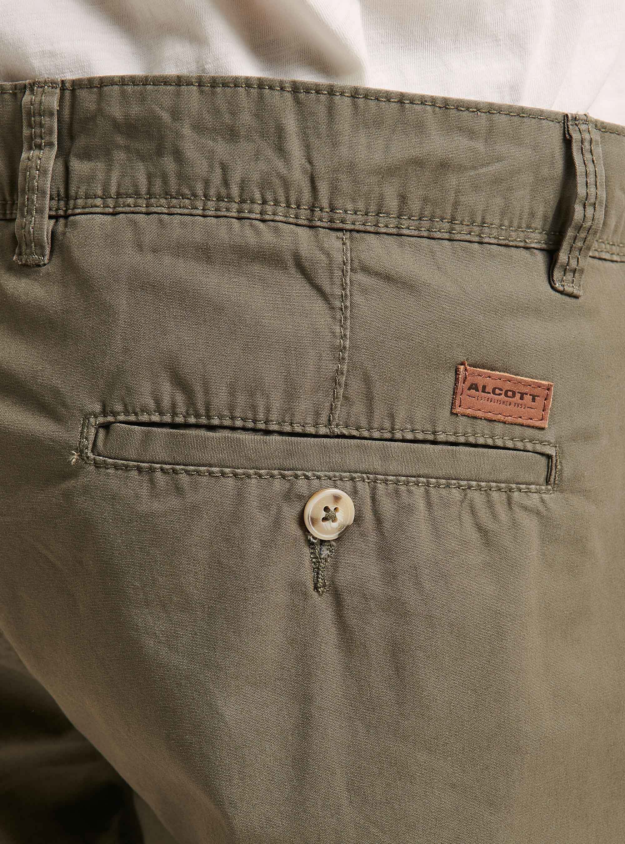 Bermuda in canvas skinny fit, C0597 KHAKY