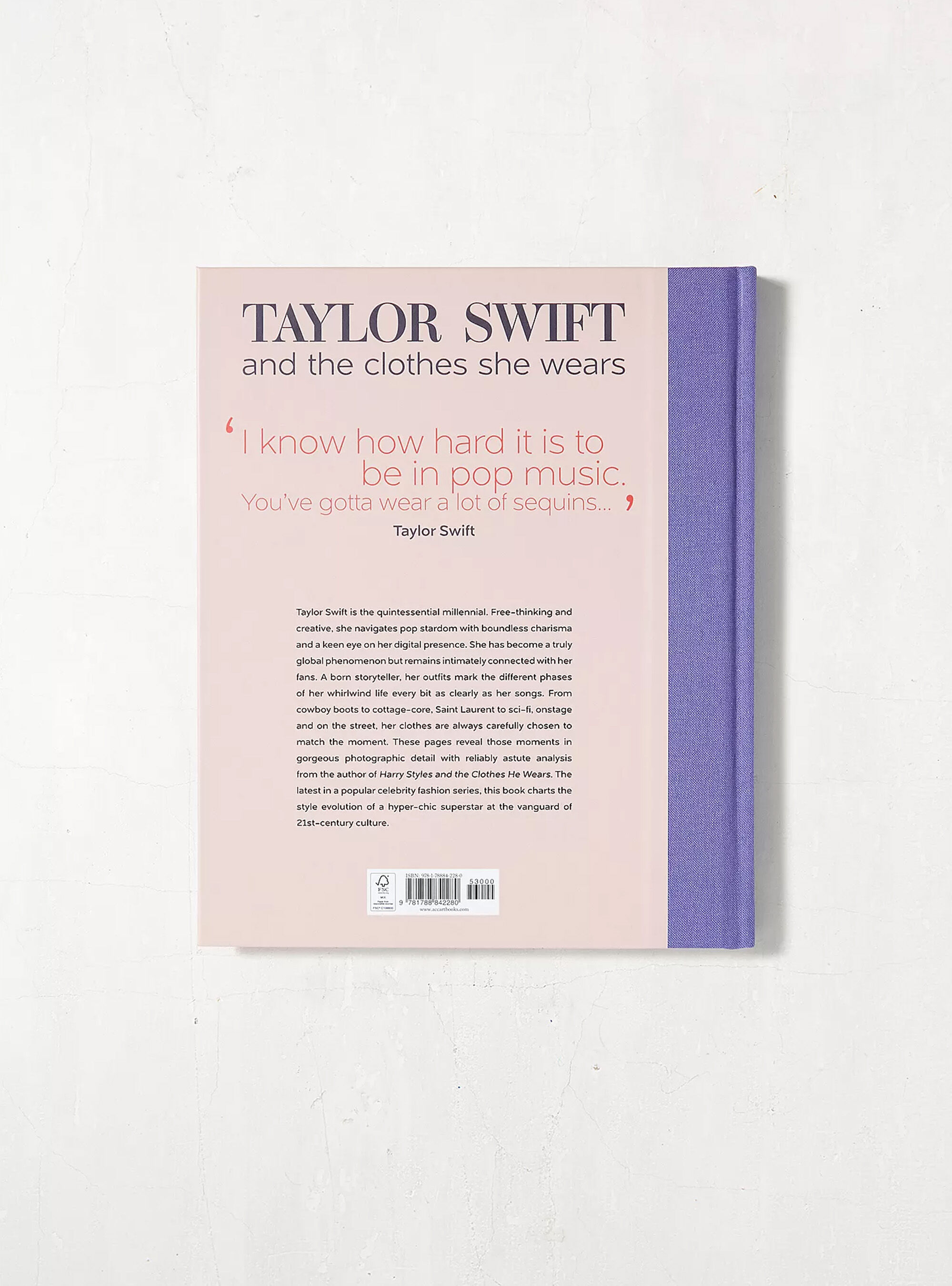 "Taylor Swift: And the Clothes She Wears" book, UNIQUE