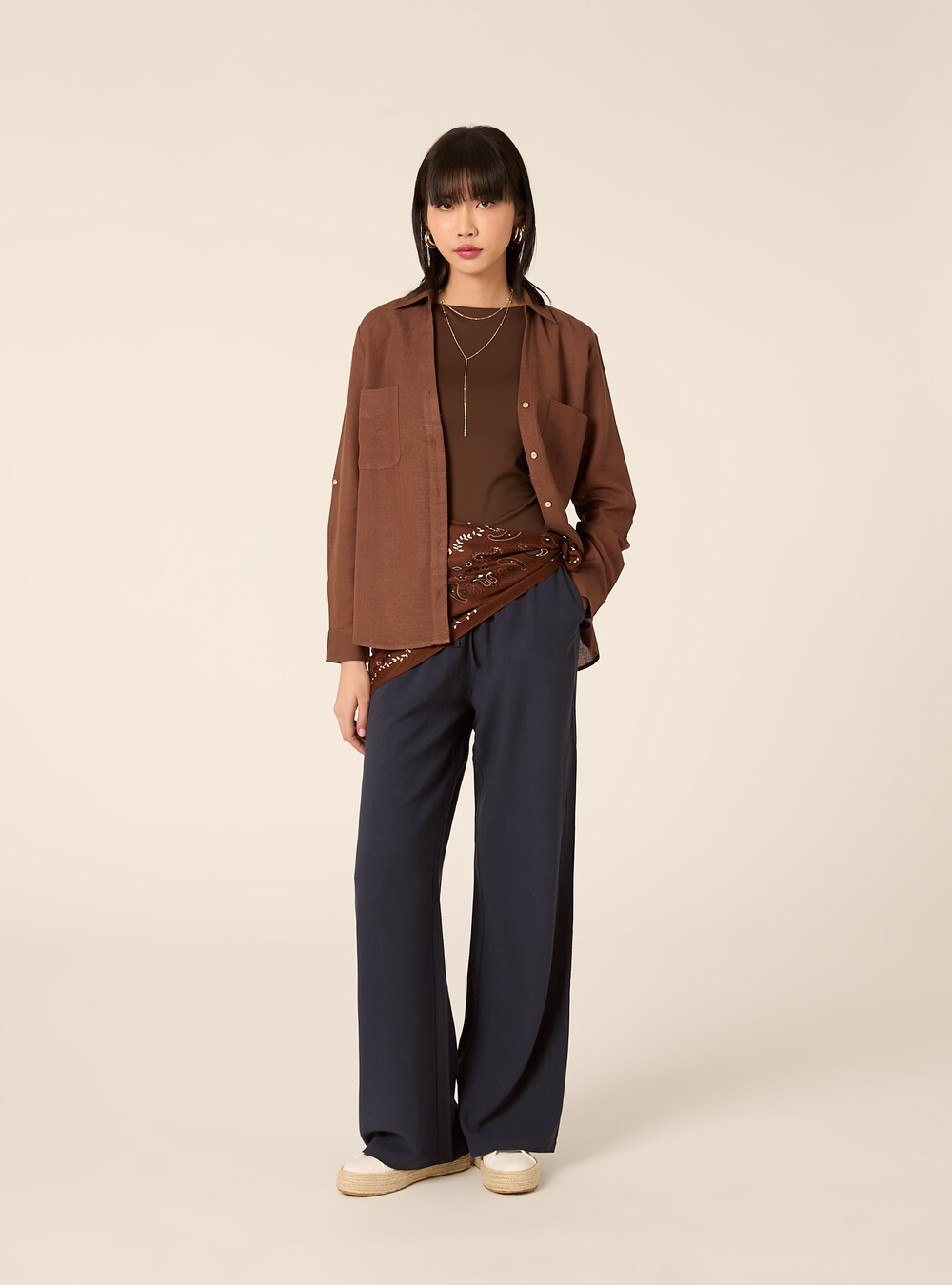 Linen-blend shirt with a V-neck, BR2 BROWN MEDIUM