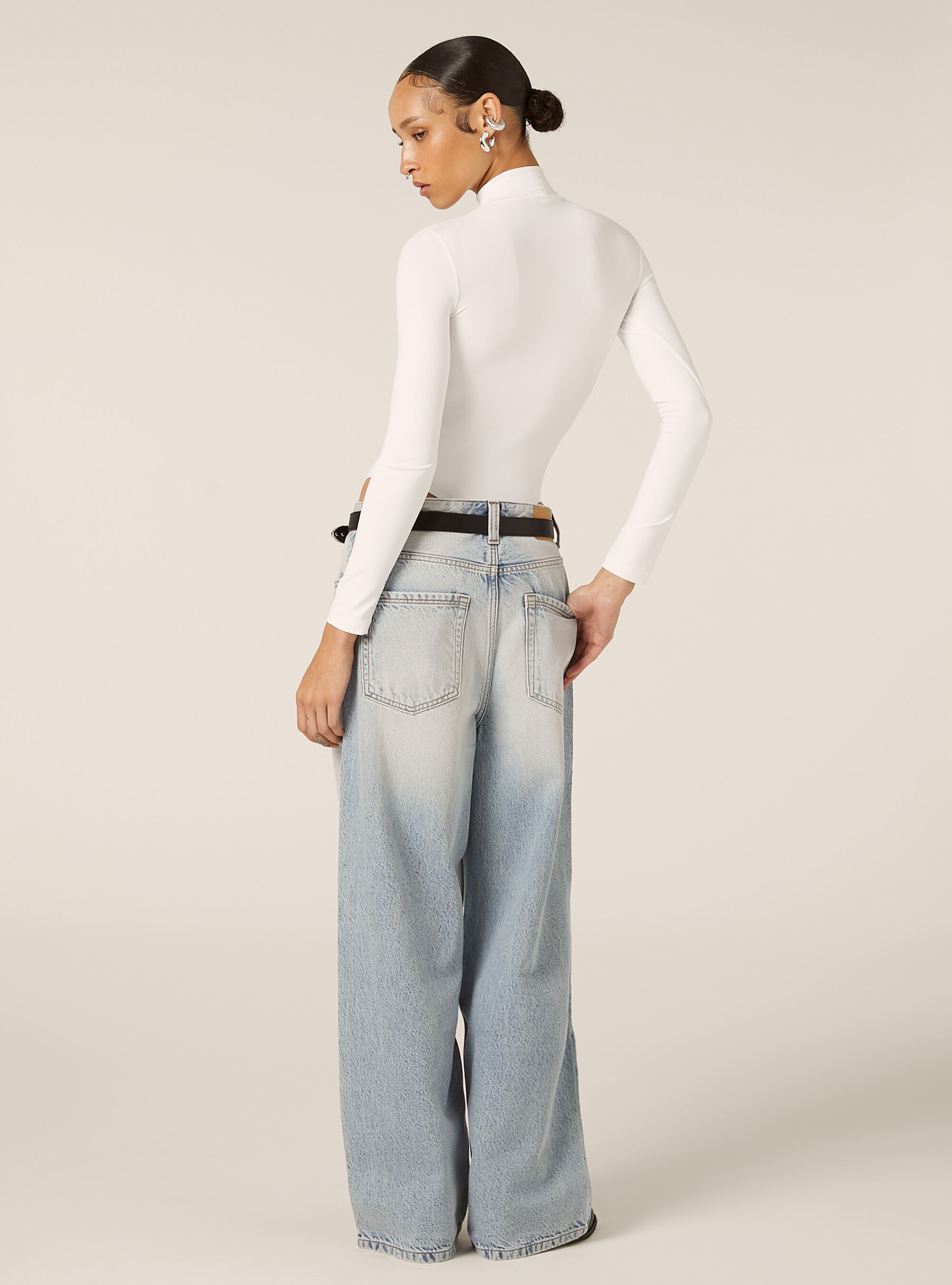 Body elasticizzato a collo alto, WH2 WHITE