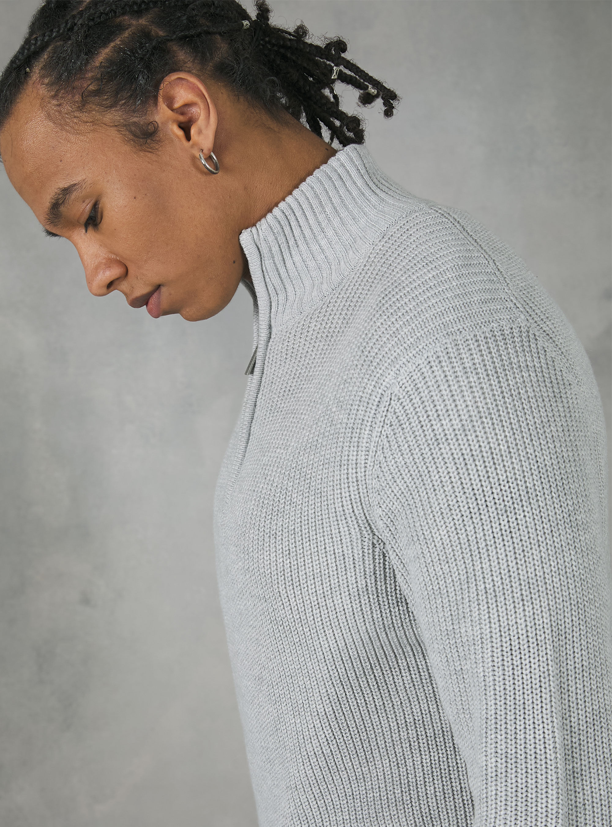 Pull col montant avec demi fermeture clair
