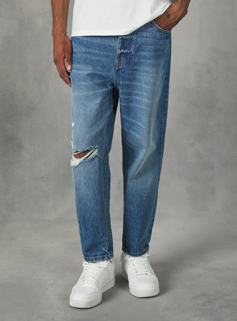 Carrot fit jeans