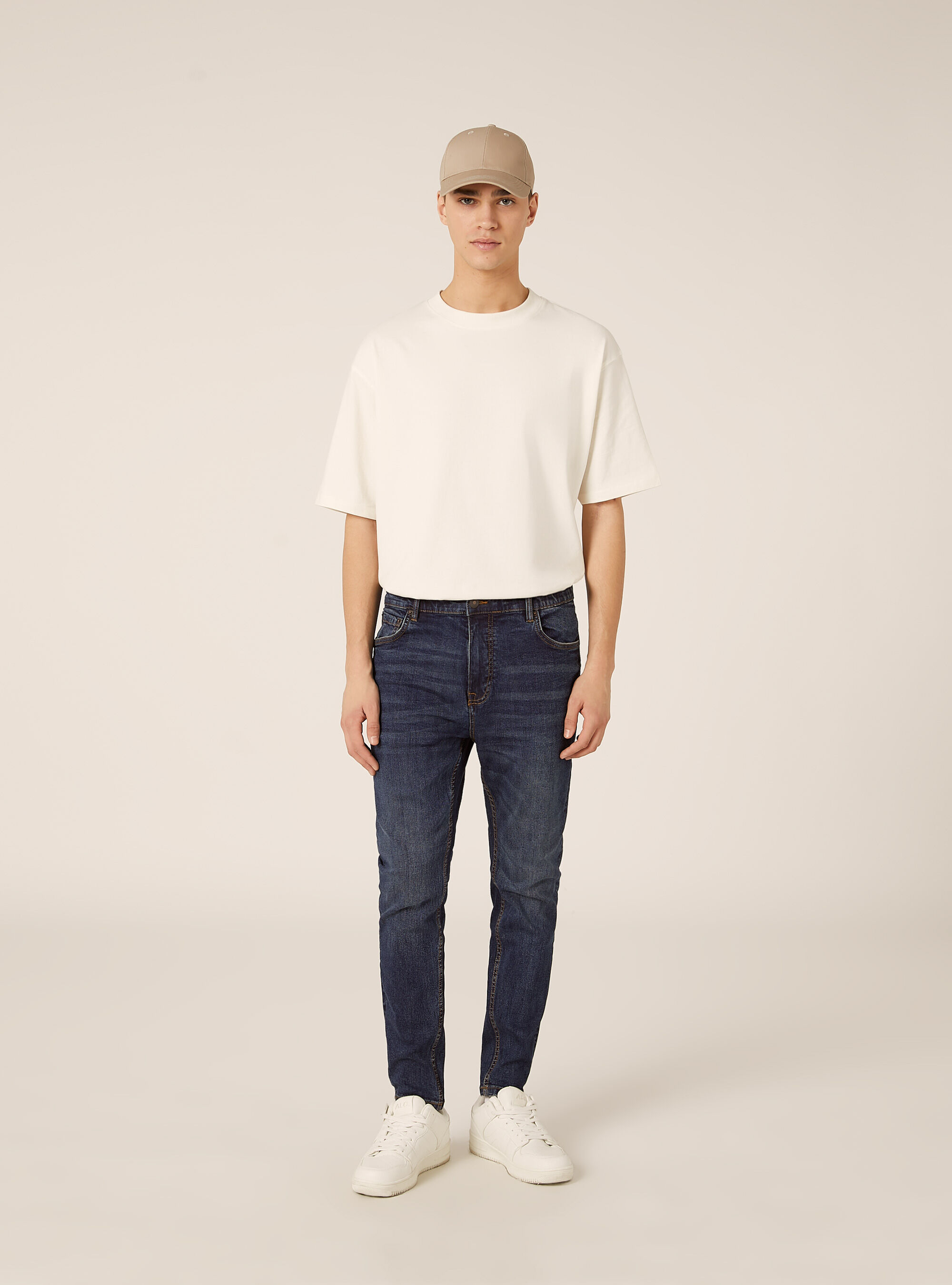 Stretch denim carrot fit jeans, D001 DEEP BLUE