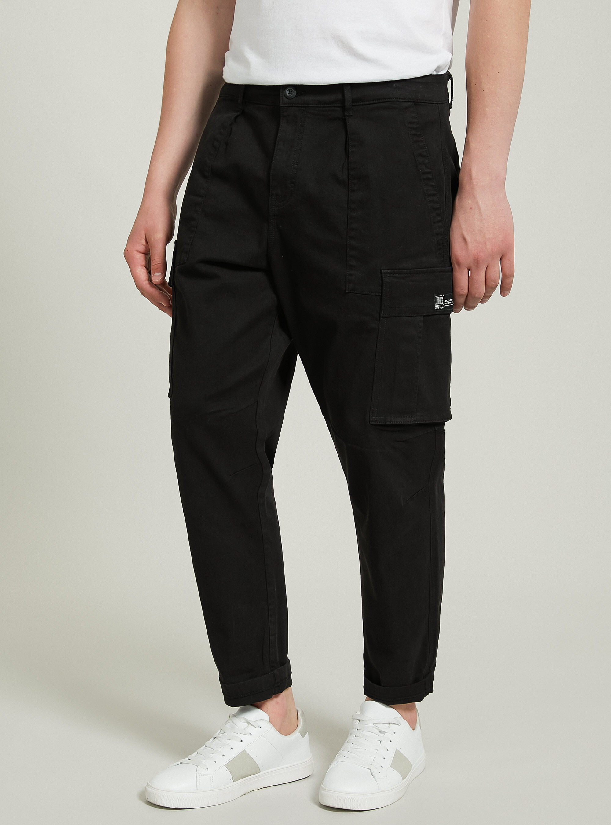 Pantaloni cargo relaxed in twill stretch